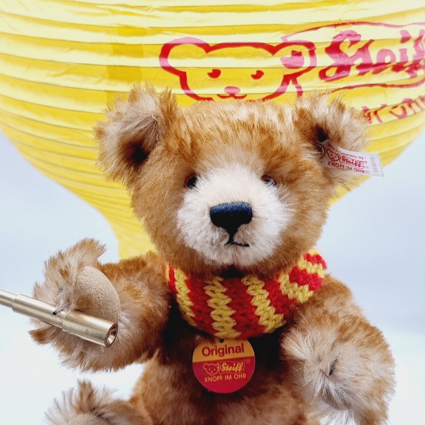 Steiff 670619 Ballonfahrer limitiert 2000 Stück mit Schal