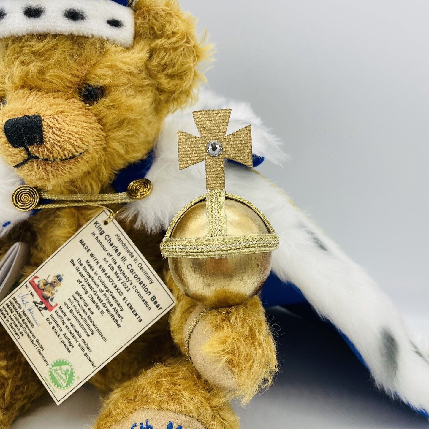 Hermann Coburg Teddybär King Charles III. Coronation Bear limitiert 500 aus 2023