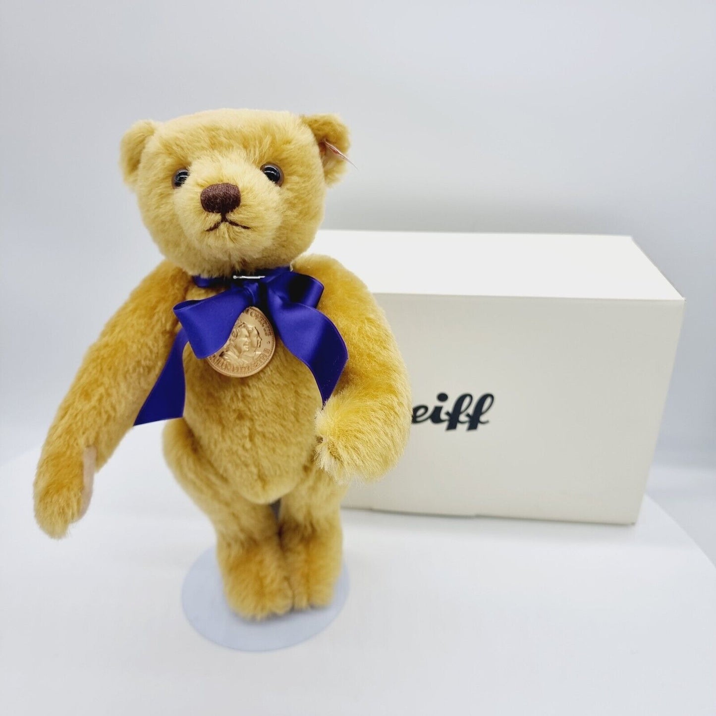 Steiff 663345 God save the Queen Teddybär Jahr 2015 exklusiv Danburry Mint 32cm