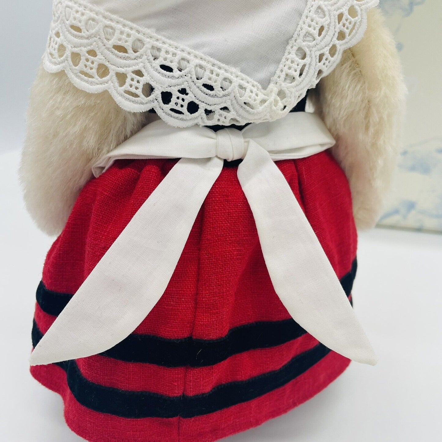 Steiff Teddybär Trachtenmädchen Liesel 657184 limitiert 1500 aus 2010 23cm