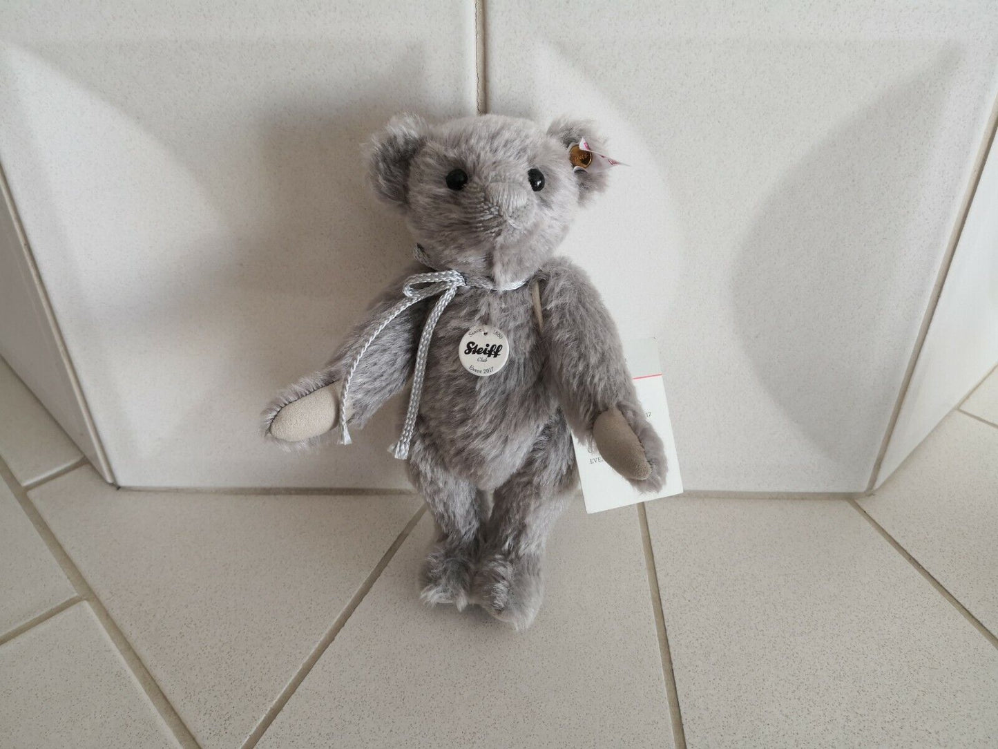 Steiff 421419 Club-Event-Teddybär 2017 20 cm limitiert Zertifikat