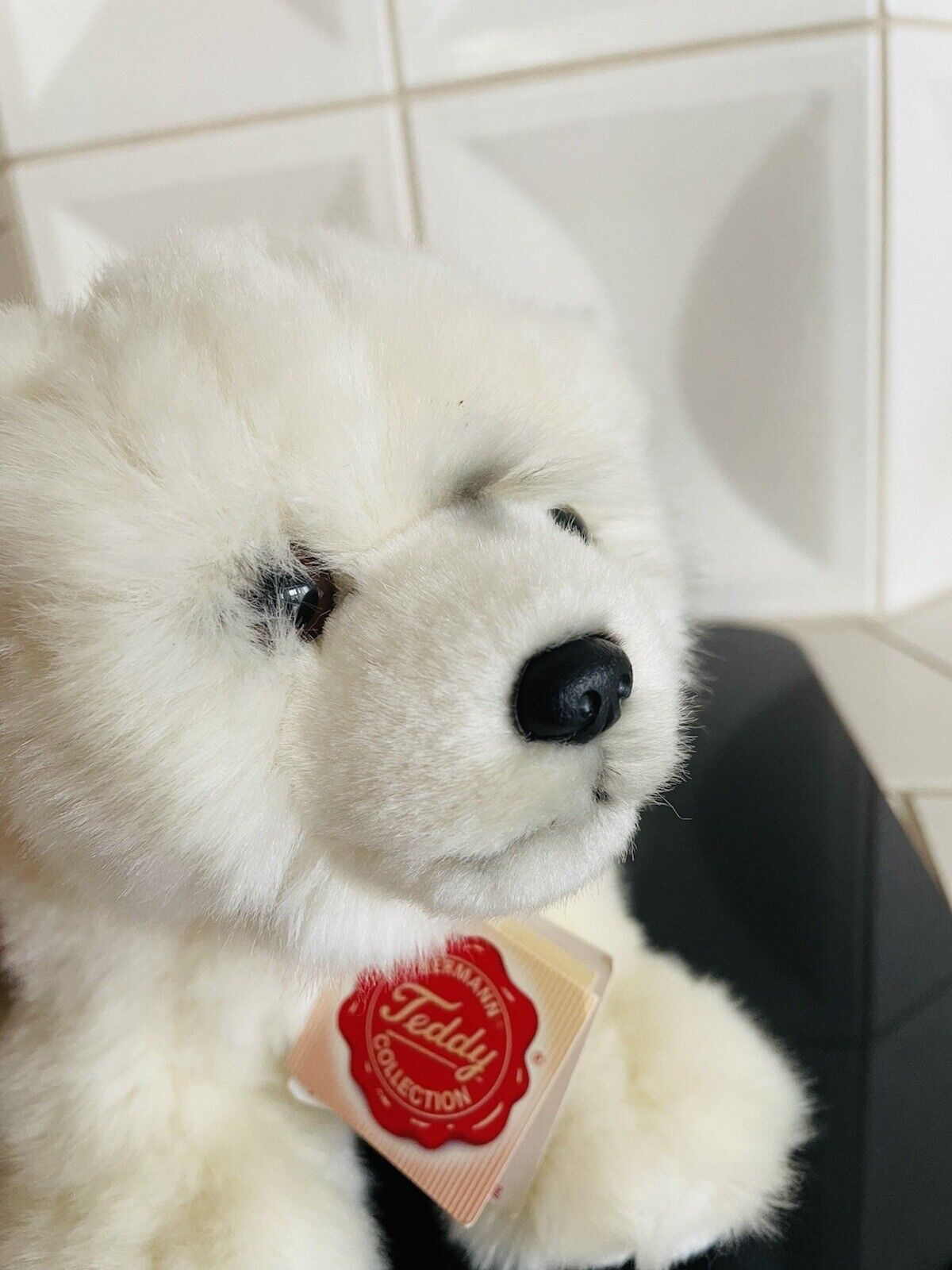 Hermann Teddy Eisbär Plüsch inkl. Fahne und Etikett 4004510915256