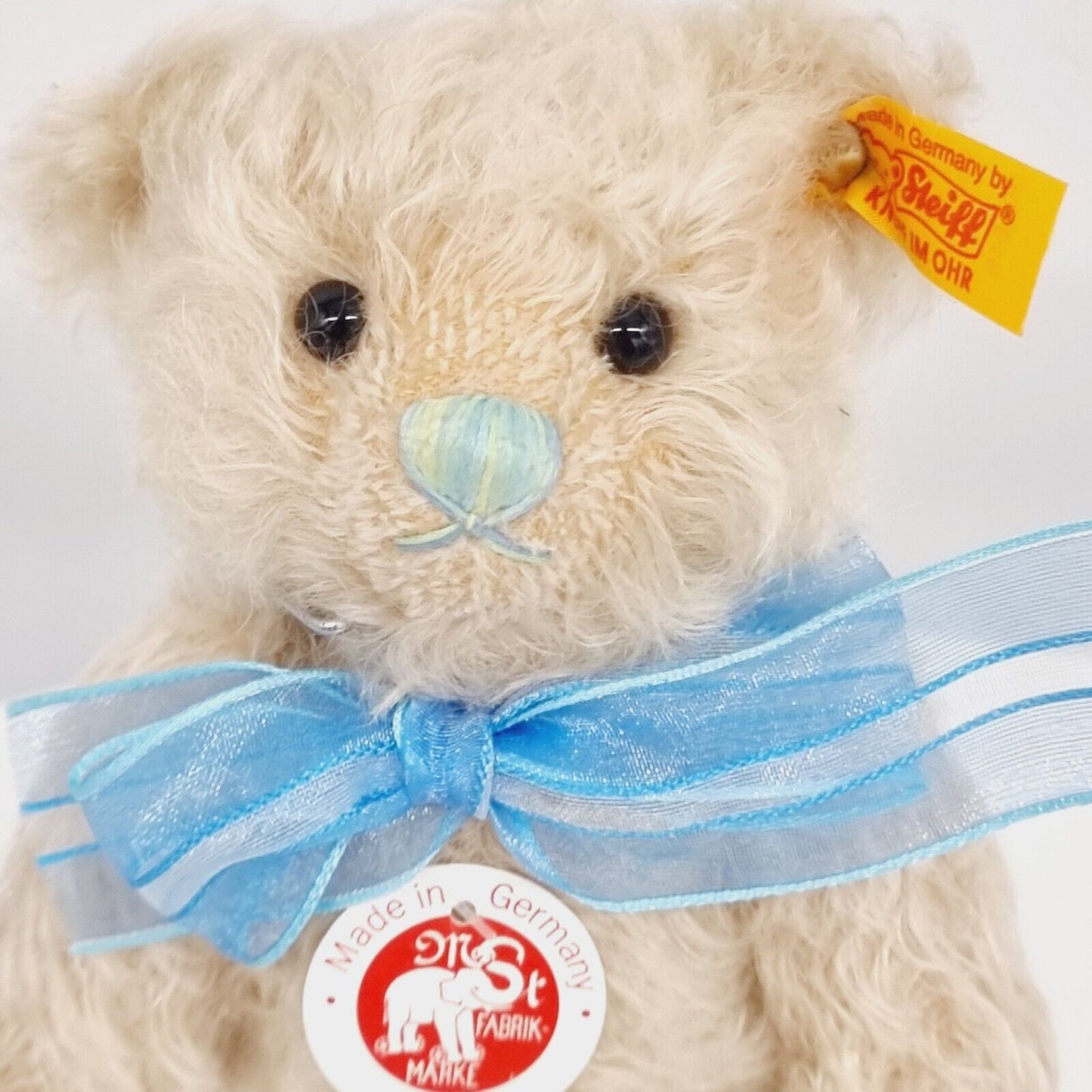 Steiff 001819 Classic Teddybär 20 cm mit blauer Schleife Etikett