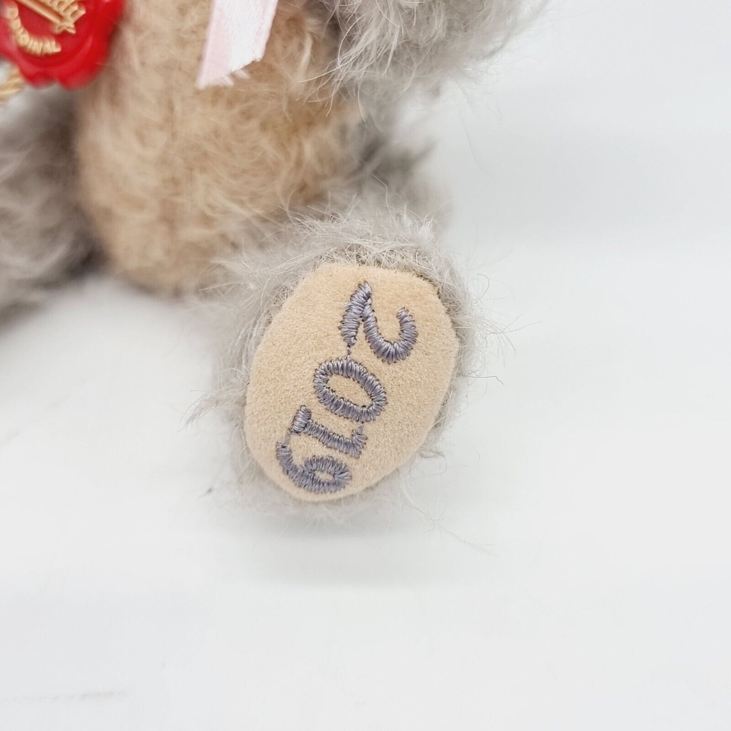 Hermann Teddy Original Jahresbär 2019 mit Schleife 13 cm Mohair