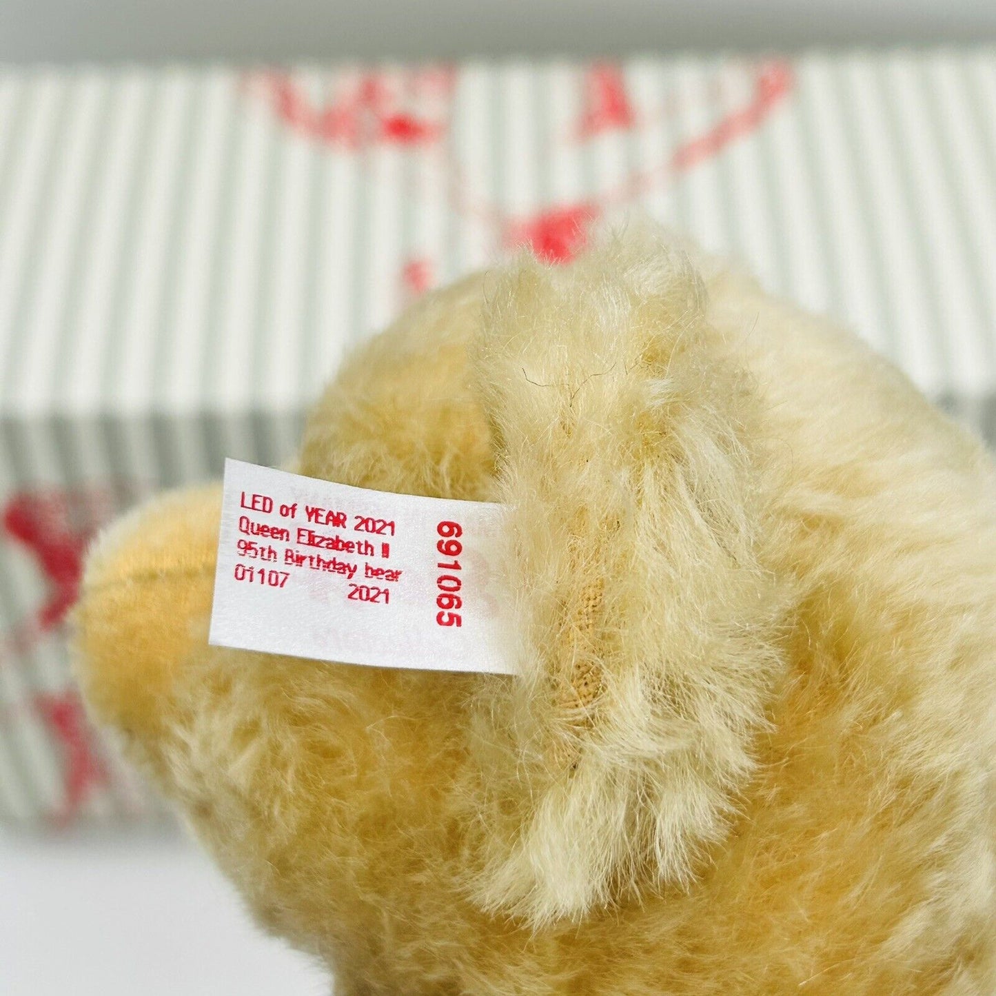 Steiff 691065 Teddybär Queen Elizabeth II 95. Geburtstag limitiert 2021 30 cm