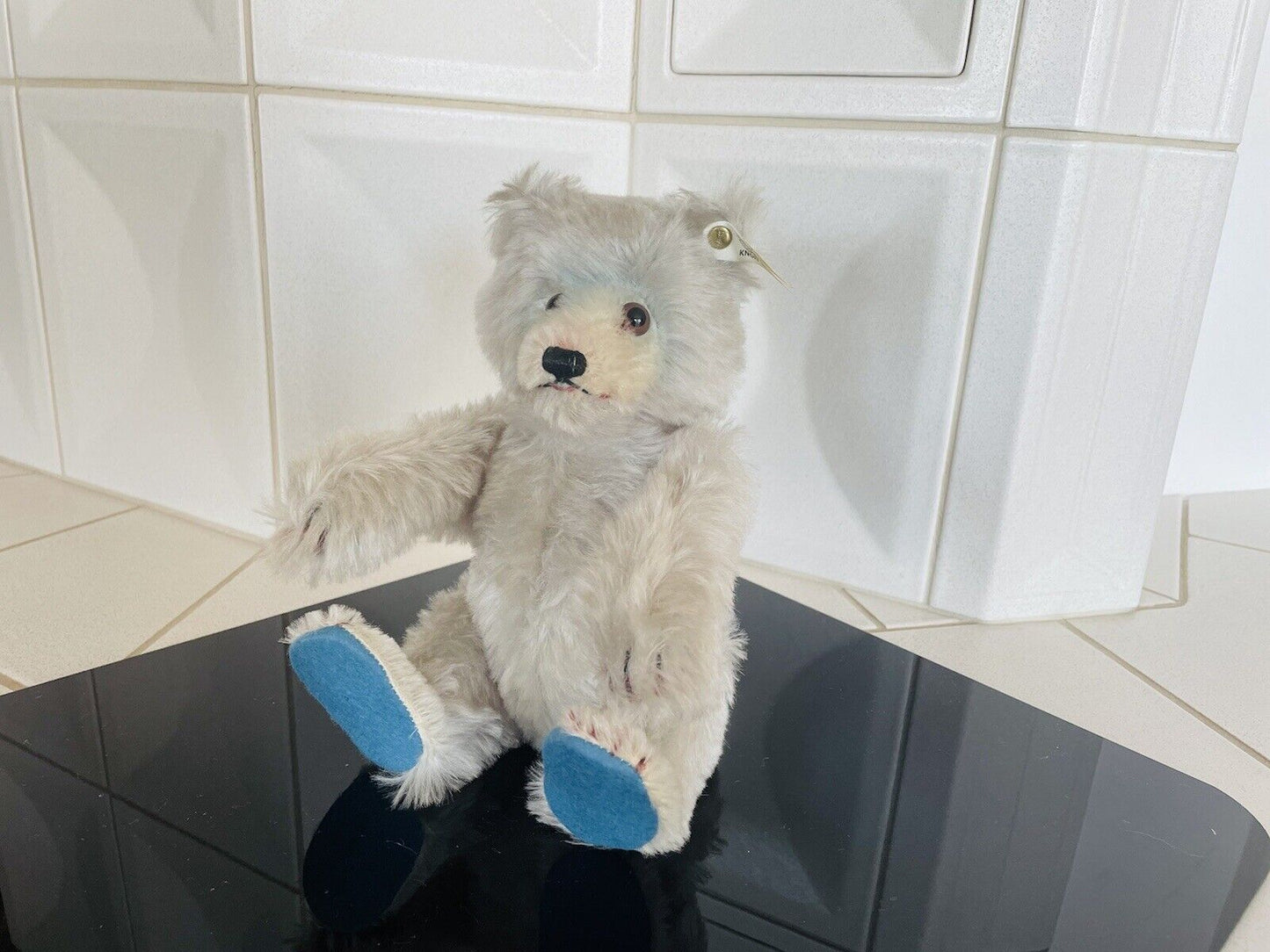 Steiff Teddybär Plüsch inkl. Fahne und Knopf im Ohr 420016