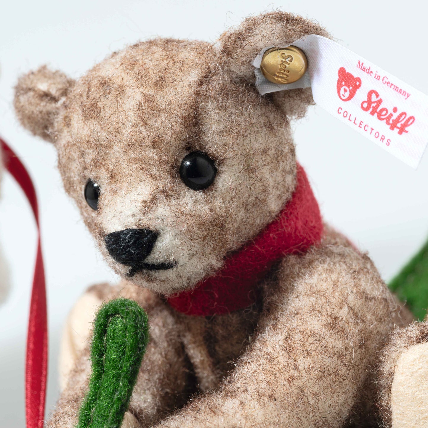 Steiff 005862 Mama Teddybär mit Kind im Holly Express