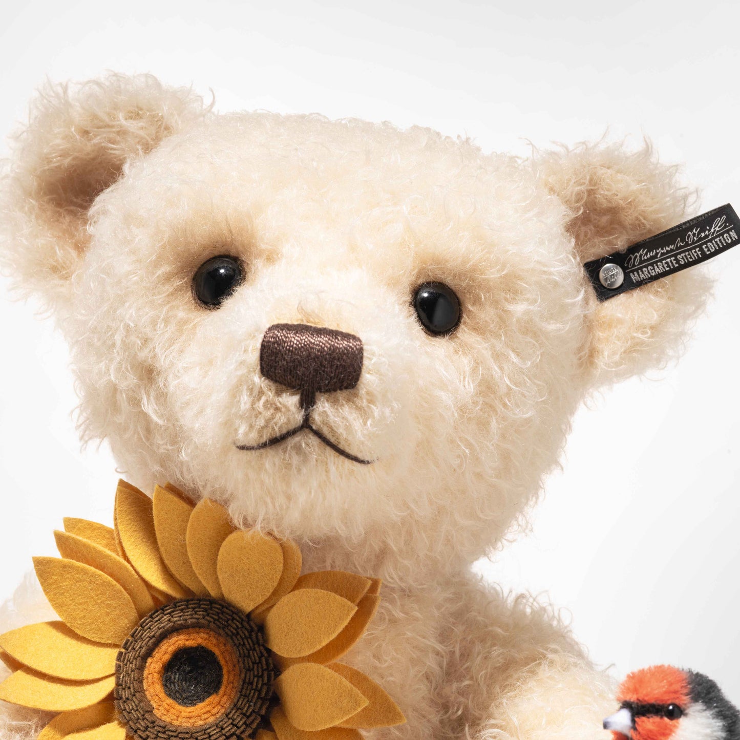 Steiff 421846 Margarete Steiff Edition 2025 Anna Teddybär MSE 60 cm