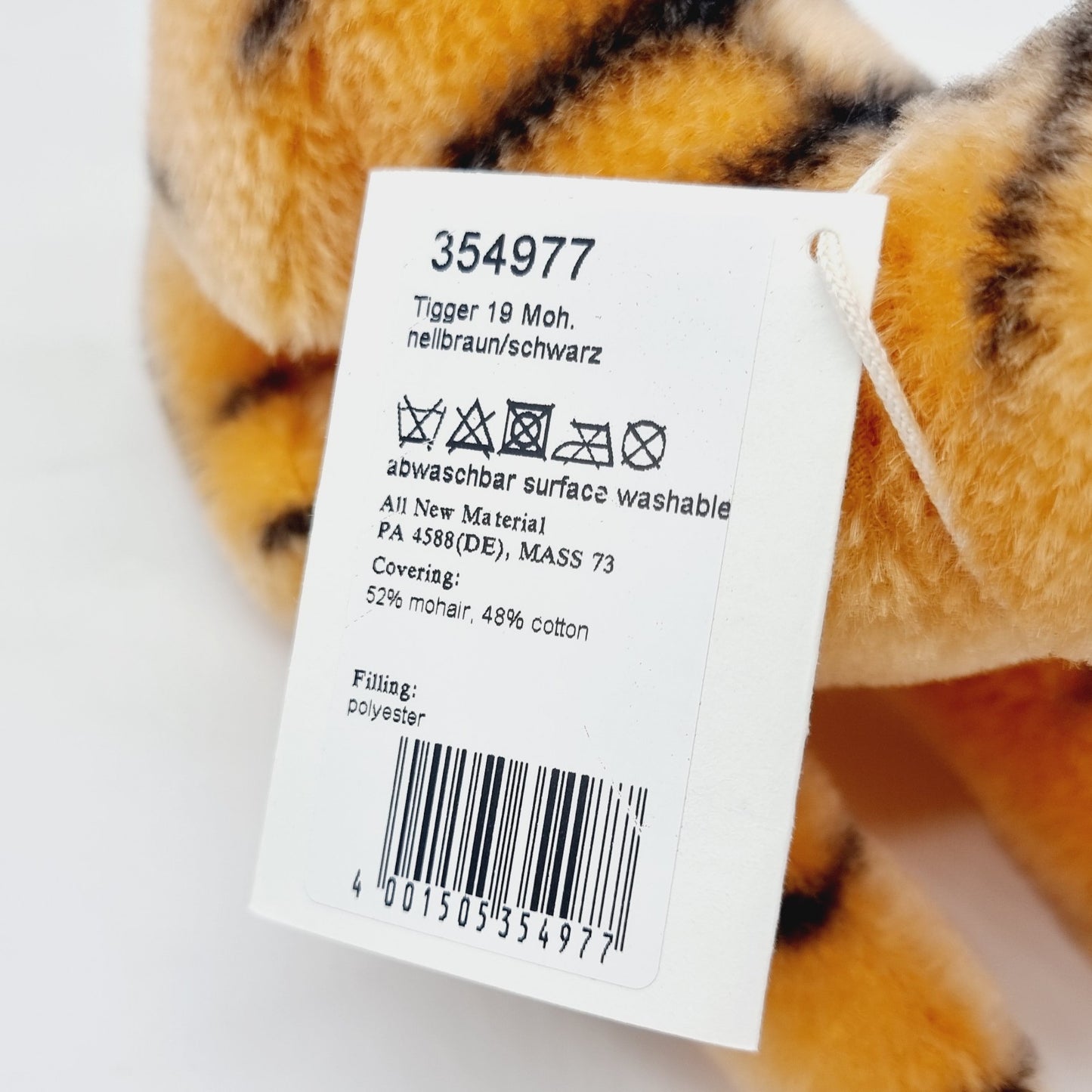 5666605