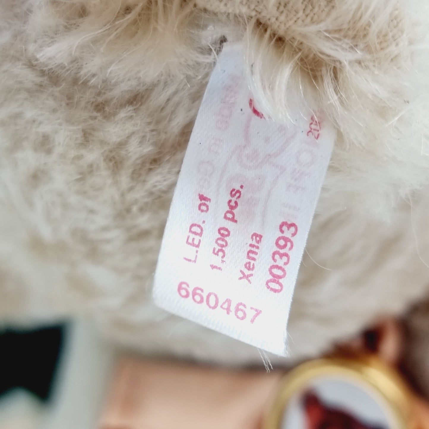 5666699