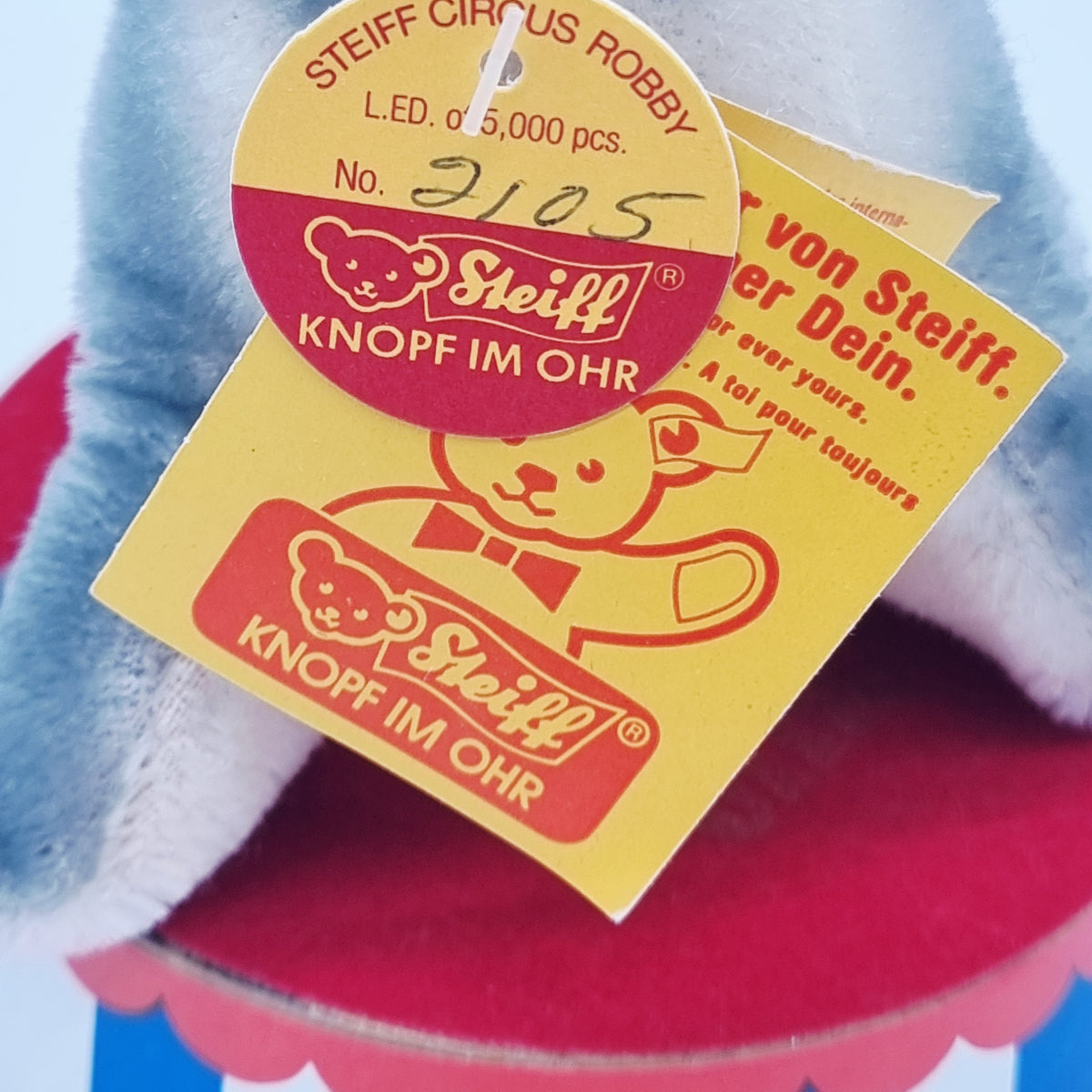 Steiff 0147/12 Golden Age of the Circus Robbe mit Ball und Podest