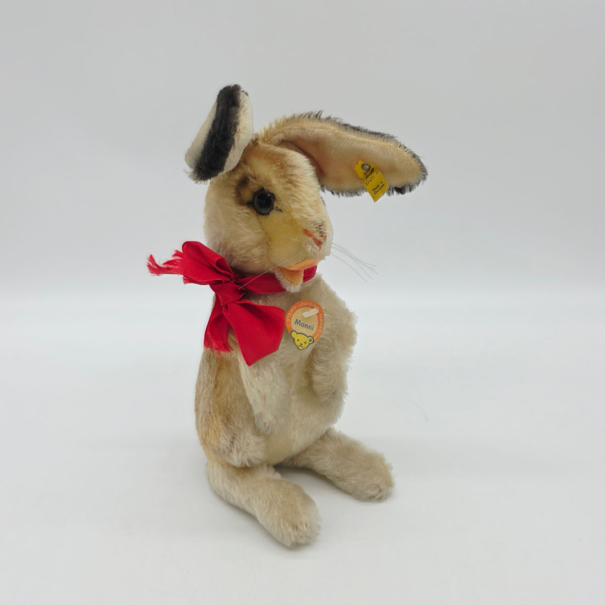 Steiff 3020/30 Manni Hase mit Schleife aufwartend 30 cm Mohair 1968 - 1976