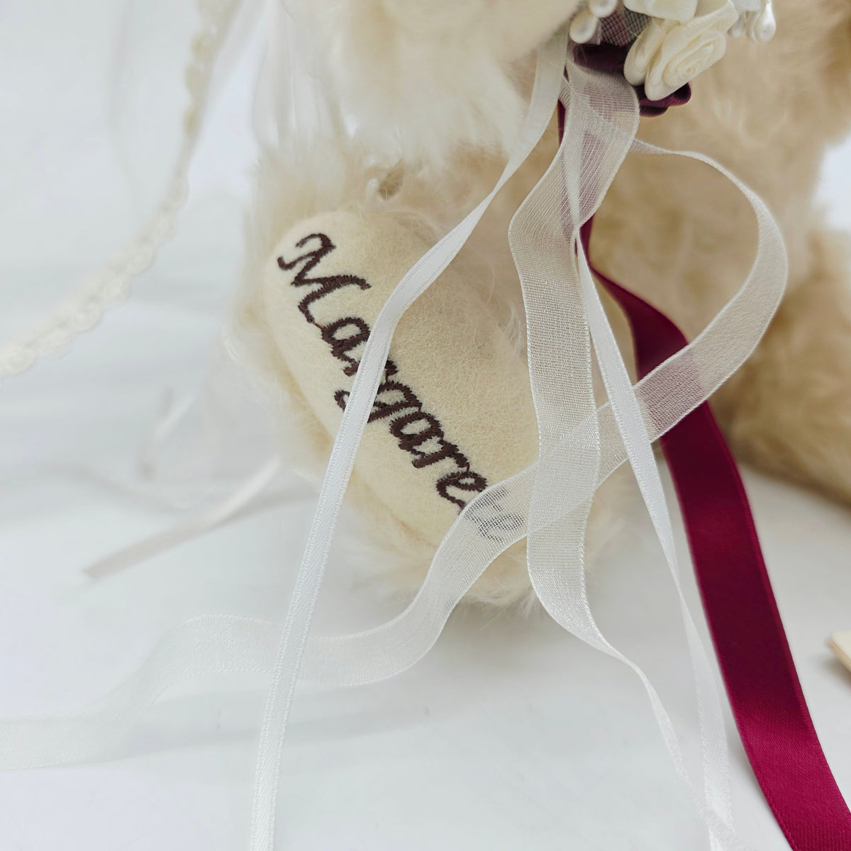 Steiff 662812 Braut Teddybär Margarete mit Schleier blond Mohair