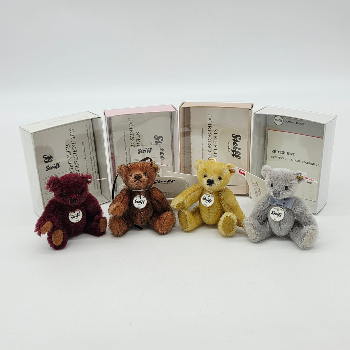Steiff Club Jahresteddybären Set Jahre 2012, 2015, 2016, 2017
