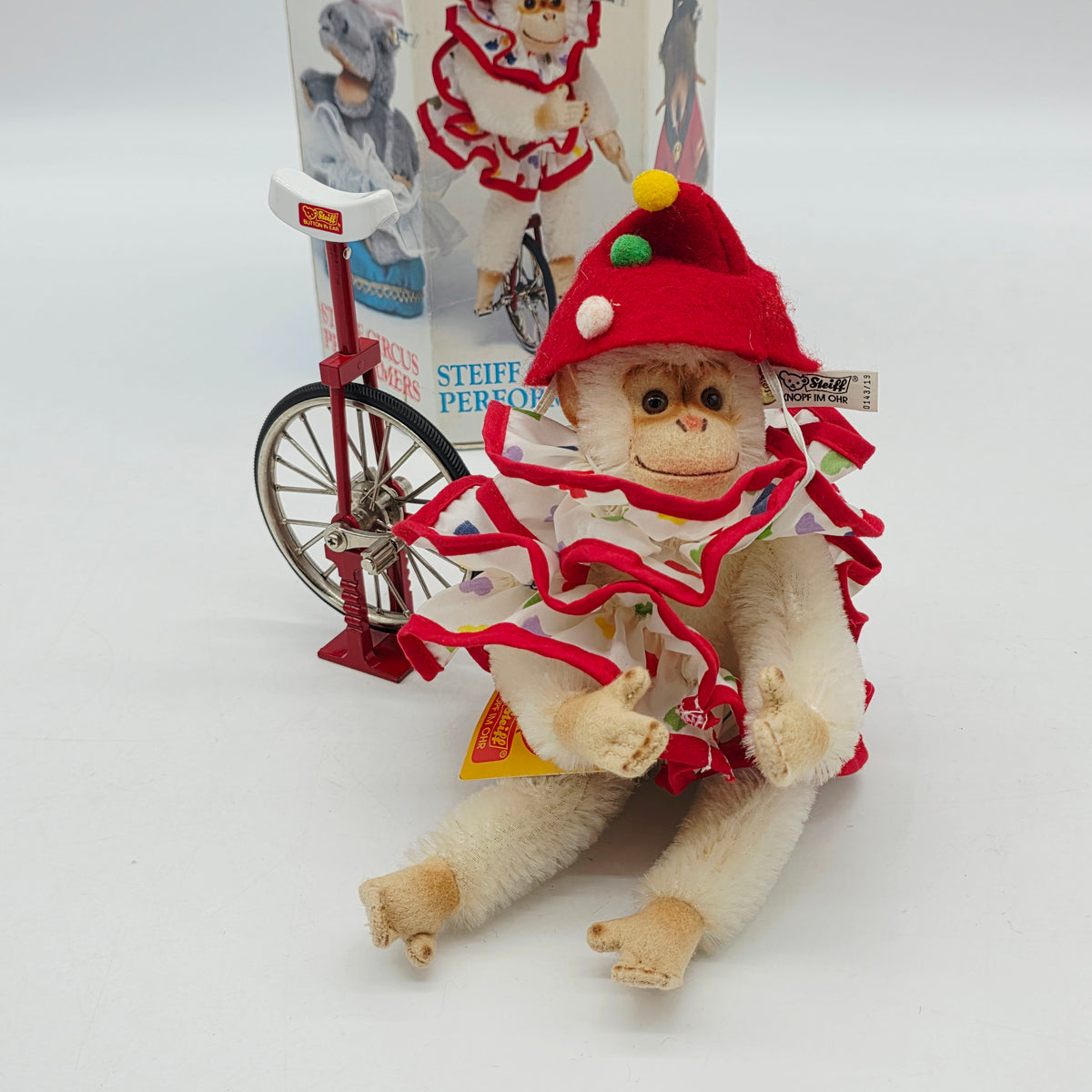 Steiff 0143/19 Golden Age of the Circus Affe auf Einrad