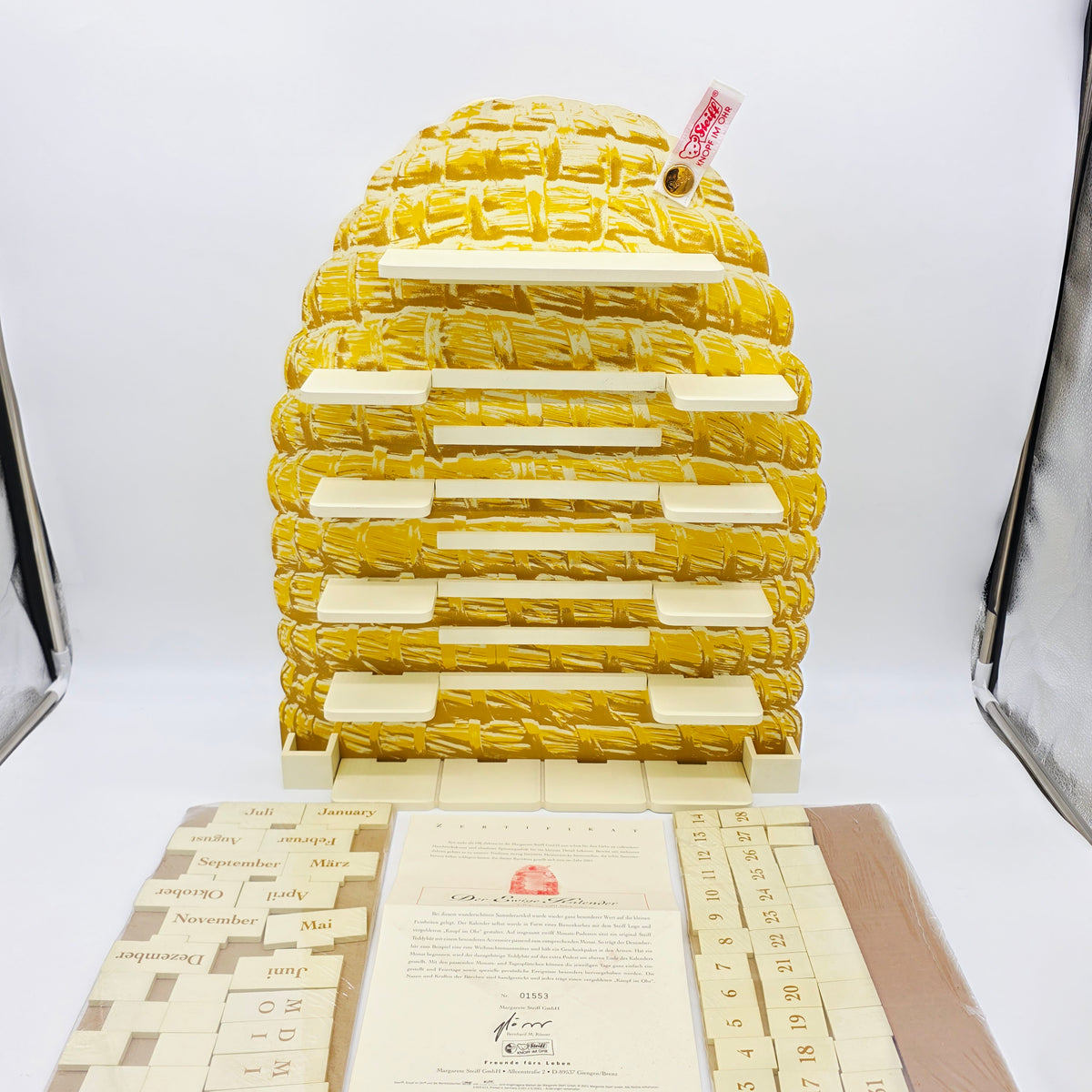 Steiff Ewiger Kalender Bienenstock 58 cm limitiert