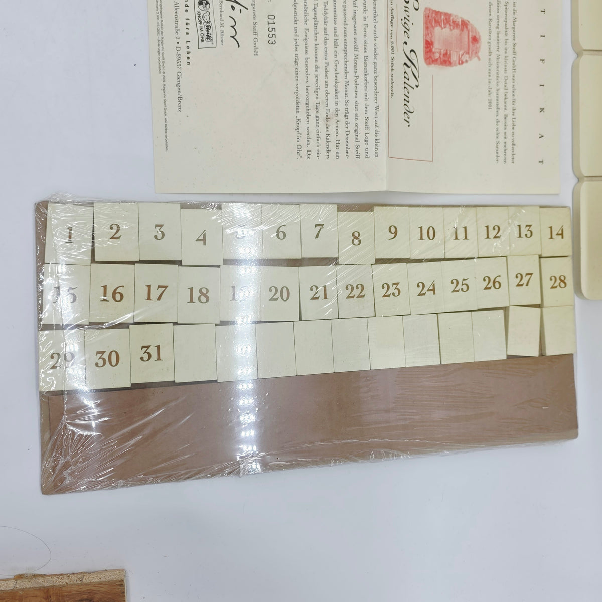 Steiff Ewiger Kalender Bienenstock 58 cm limitiert