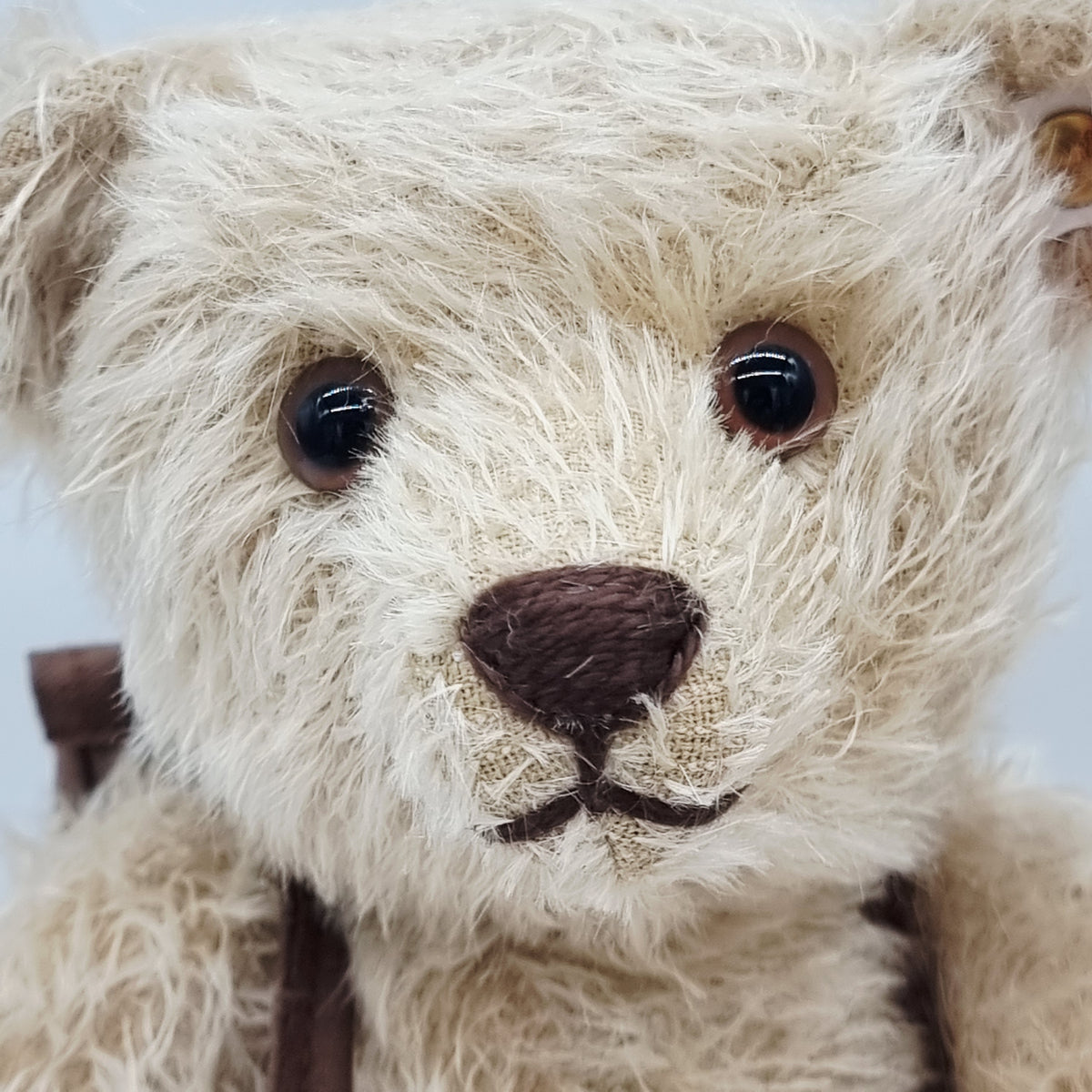 Steiff 680069 Seymore C. Trader Teddybär Disney Convention 2001 beige 32 cm