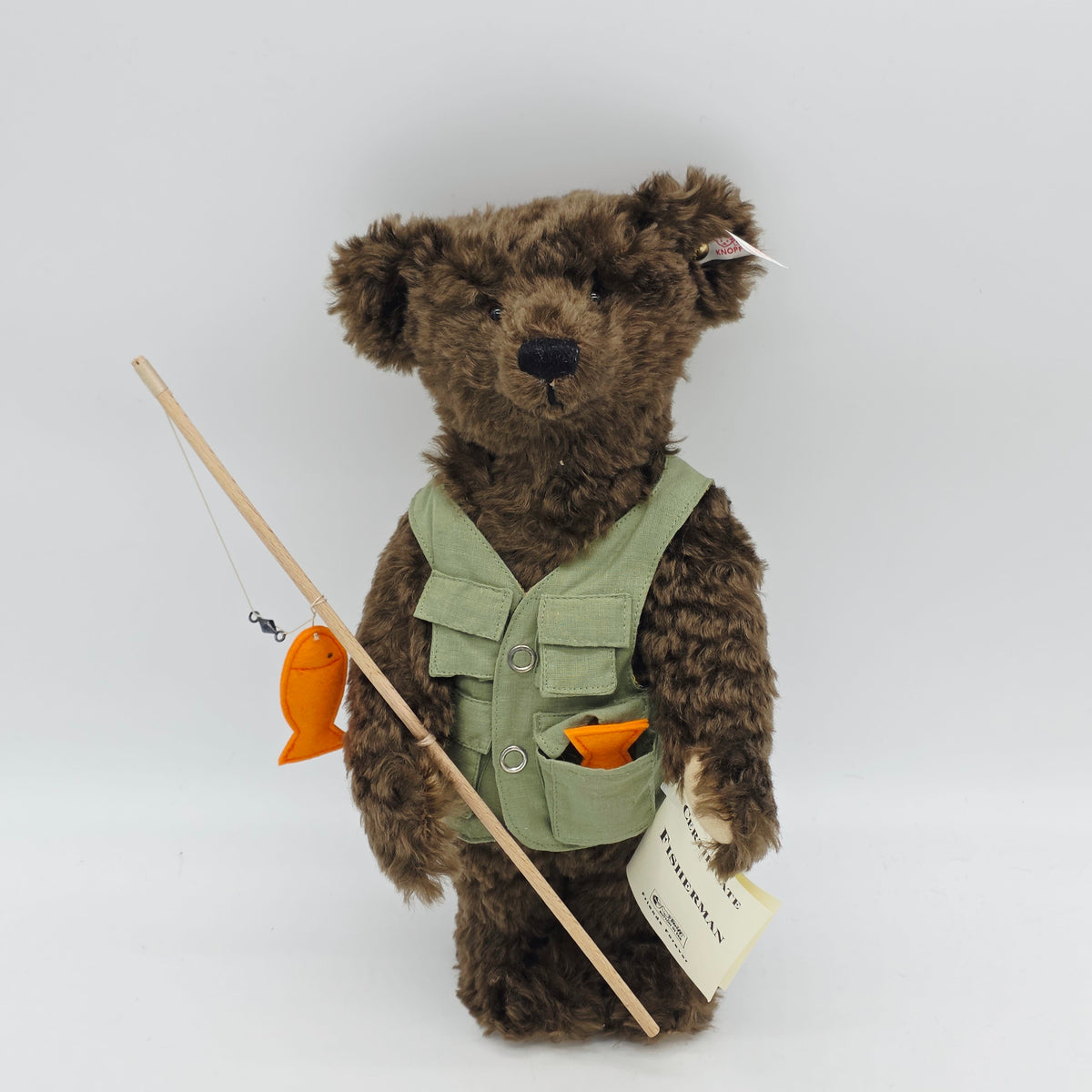 Steiff 651342 Fisherman 32 cm Walt Disney World 1996
