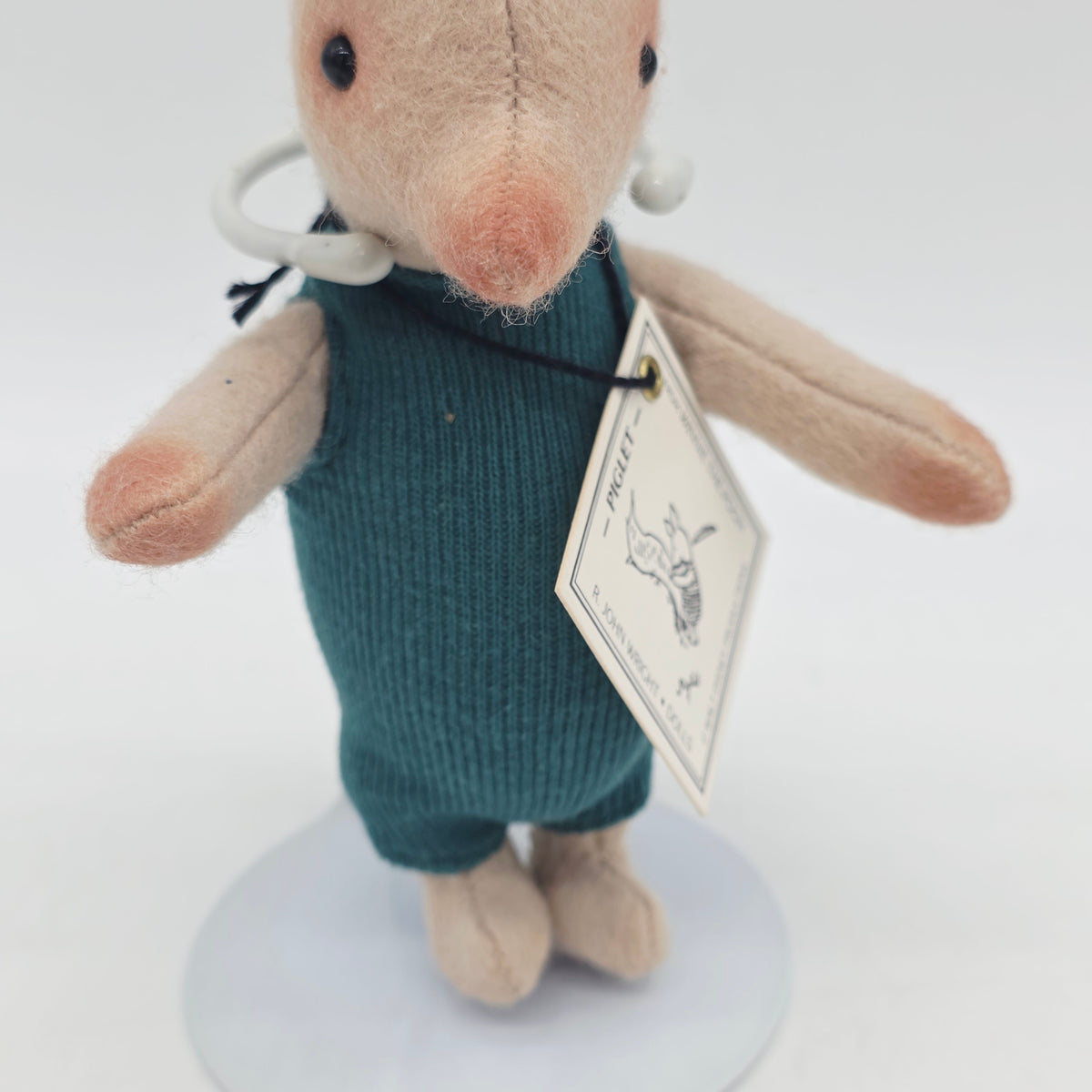 R. John Wright Piglet 12 cm