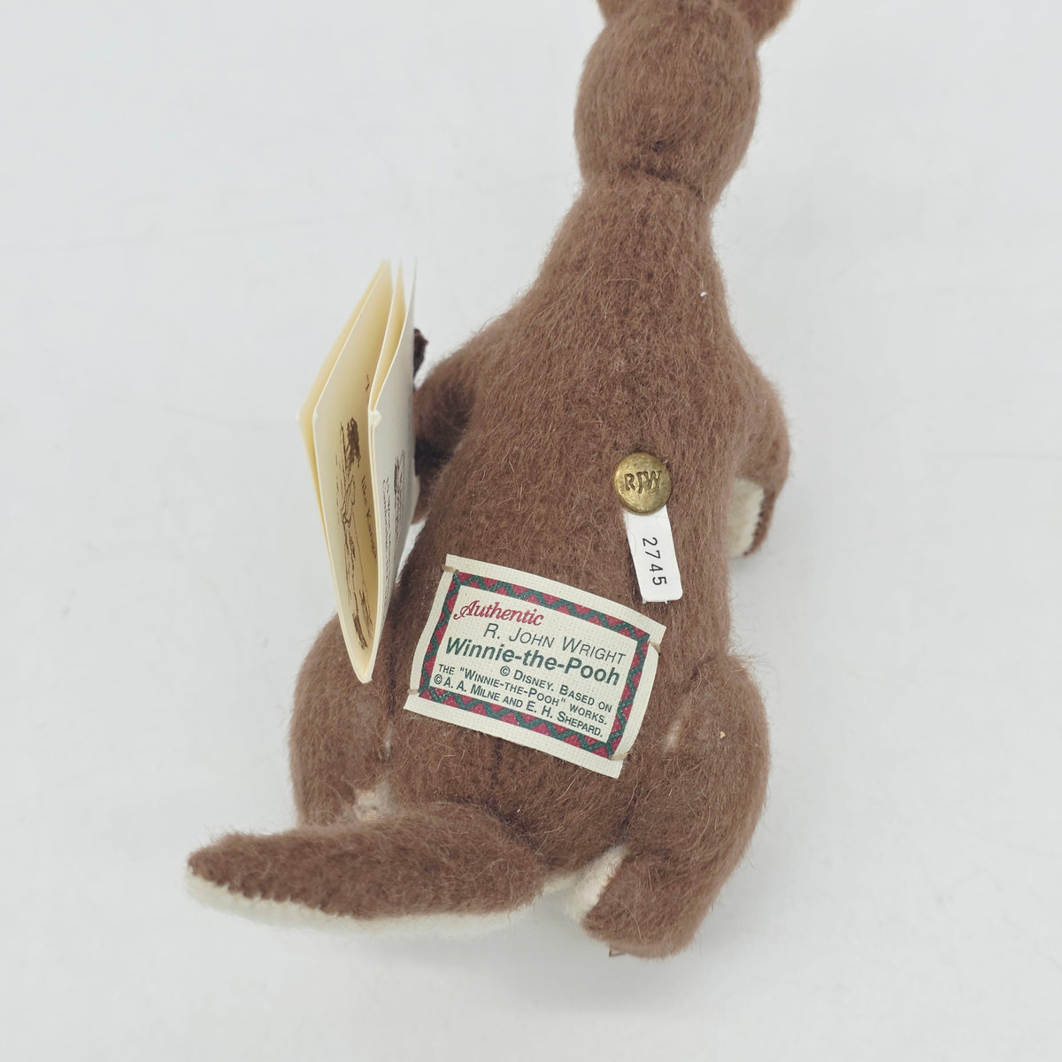 R. John Wright Pocket Kanga & Roo Winnie the Pooh
