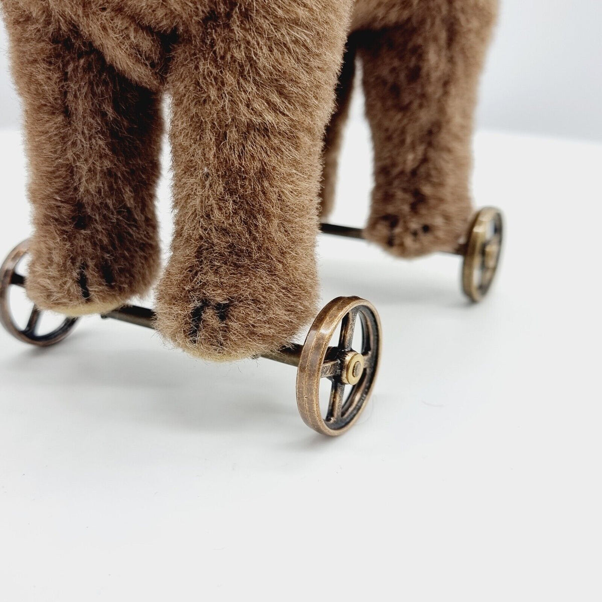 Steiff 403354 Bär auf Rädern 1904 Replica limitiert 904 aus 2018 22 cm