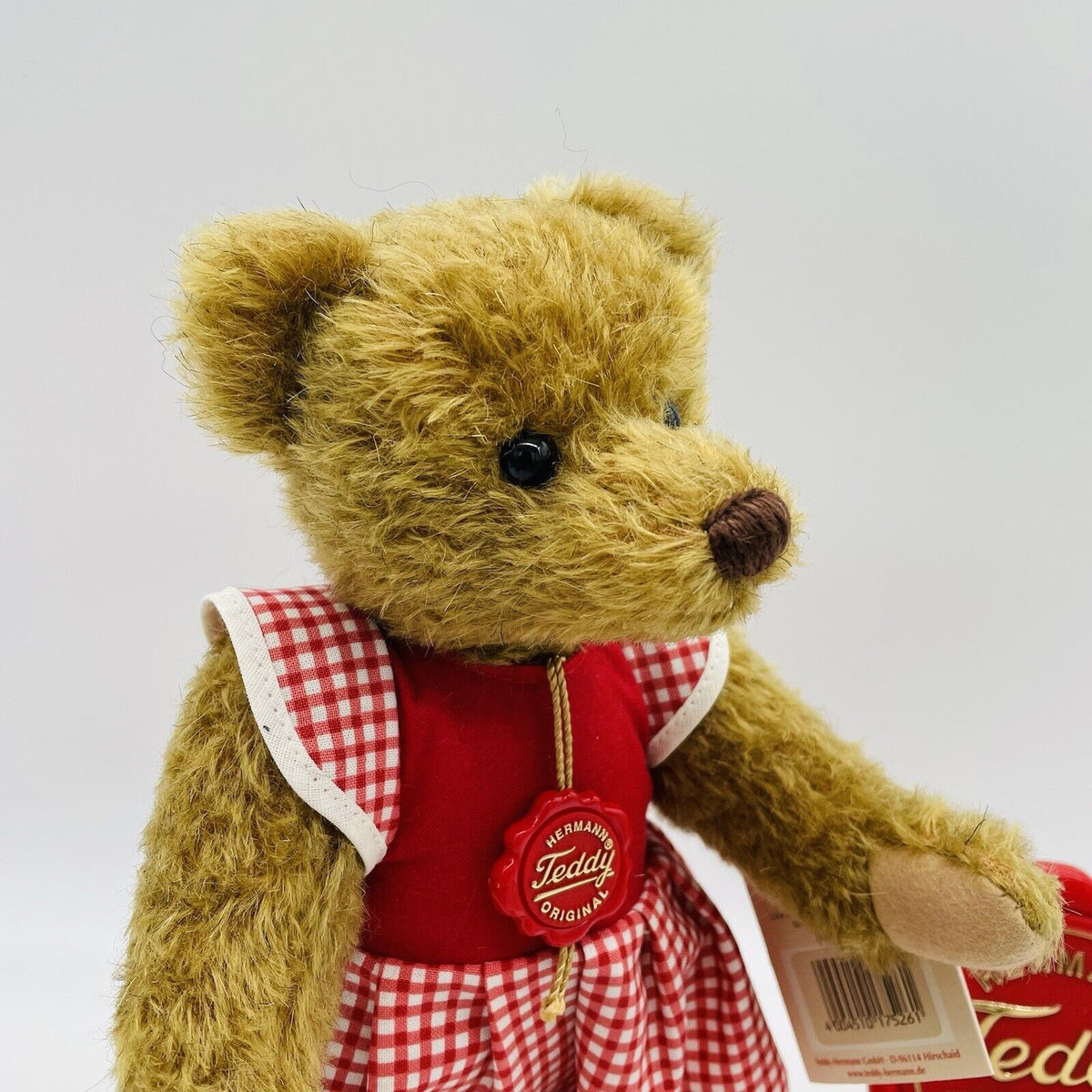 Hermann Teddy Teddybär Klara mit Puppenwagen und Filzpuppe