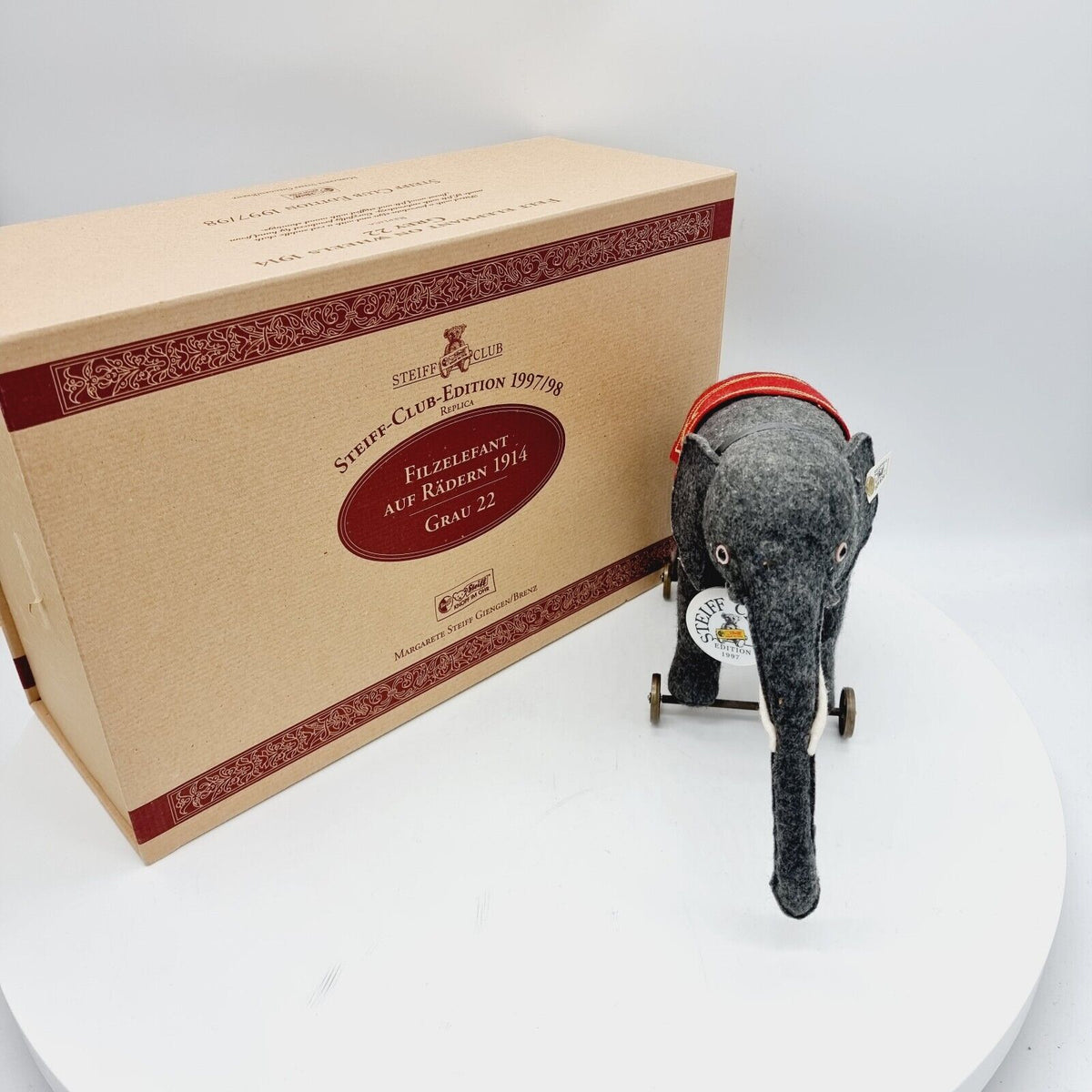Steiff 420115 Filzelefant auf Rädern Replica Club Edition 1997 / 1998