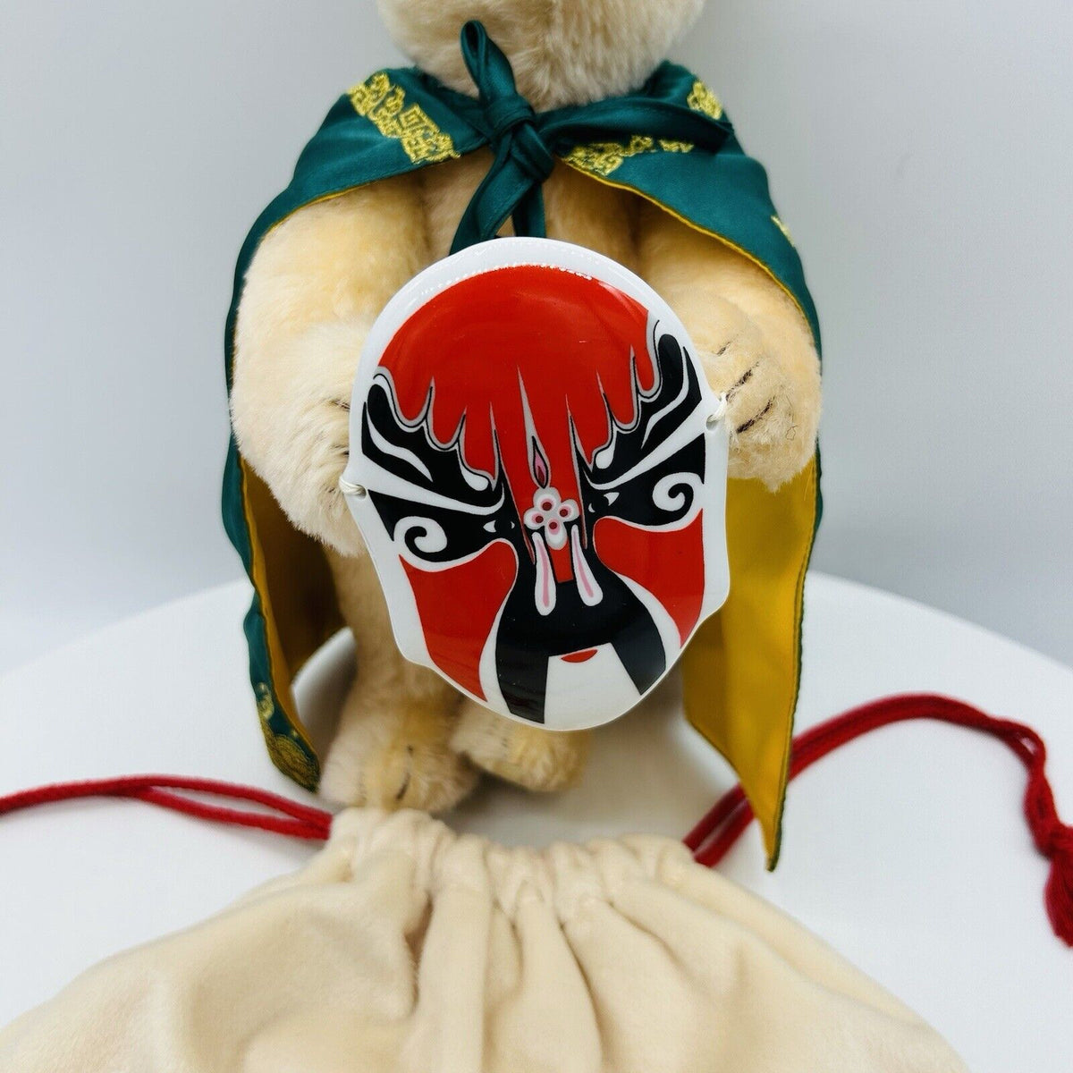 Steiff 676031 Teddybär Chinese Opera limitiert 1500 für Hong Kong aus 2003 32 cm