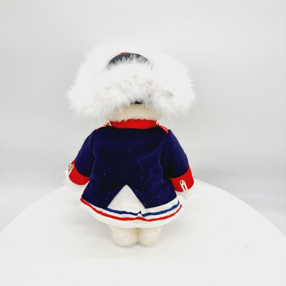 Steiff 670169 Deutschland Teddybär Funkenmariechen limitiert auf 2000 Exemplar