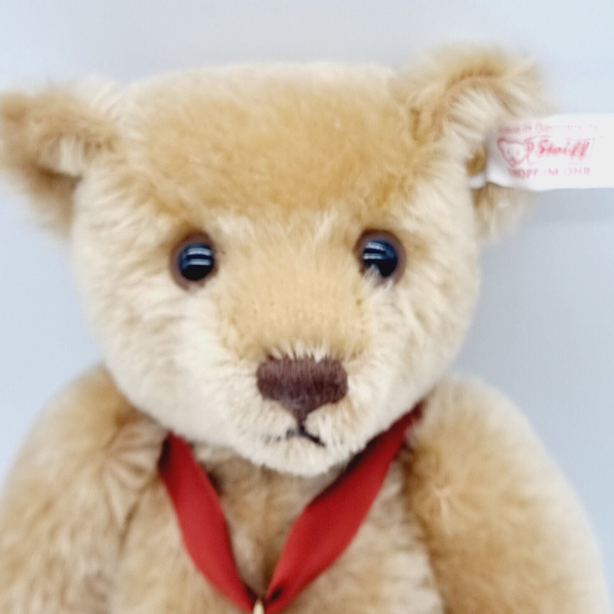 Steiff 670701 Museumsbär 2001 Zimt 32 cm limitiert mit Porzellan-Marke