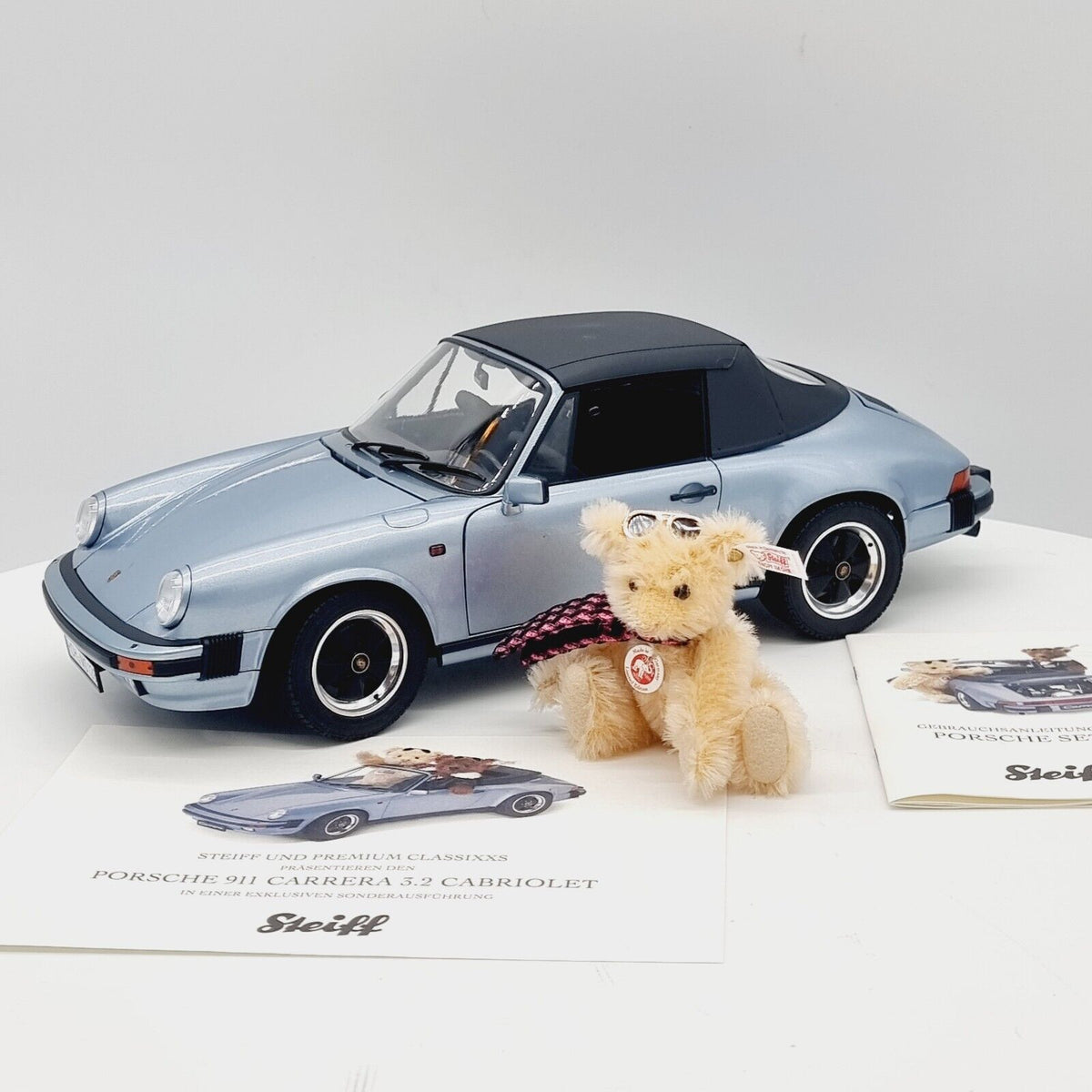 Steiff 656521 Porsche 911 Carrera 3.2 Set 2008 Premium ClassiXXs Modellauto