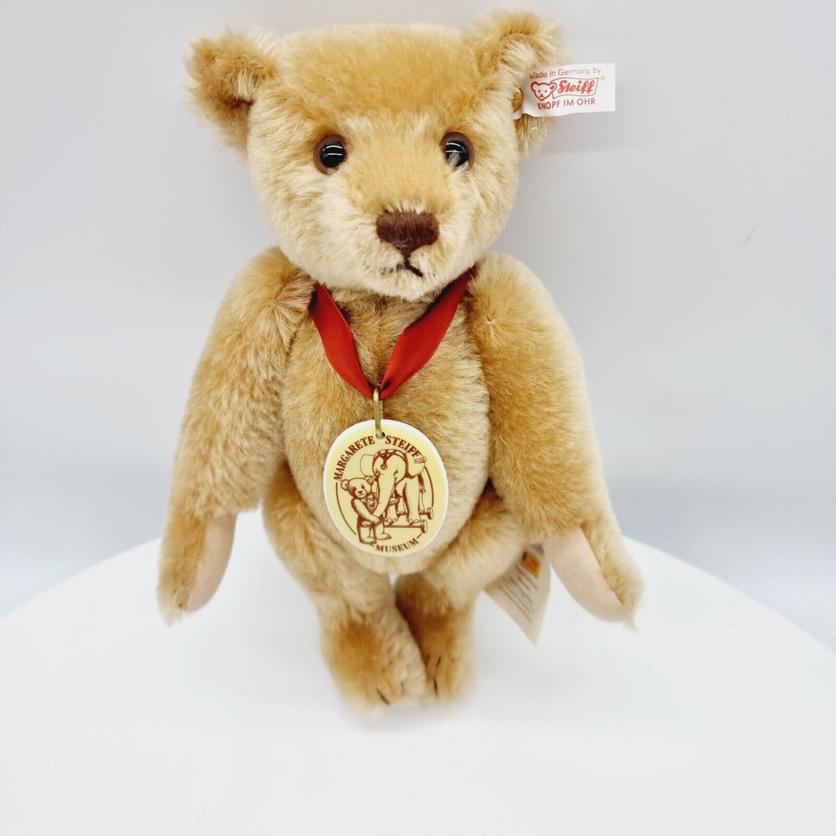 Steiff 670701 Museumsbär 2001 Zimt 32 cm limitiert mit Porzellan-Marke