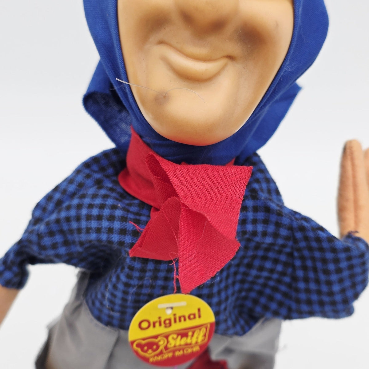8253406