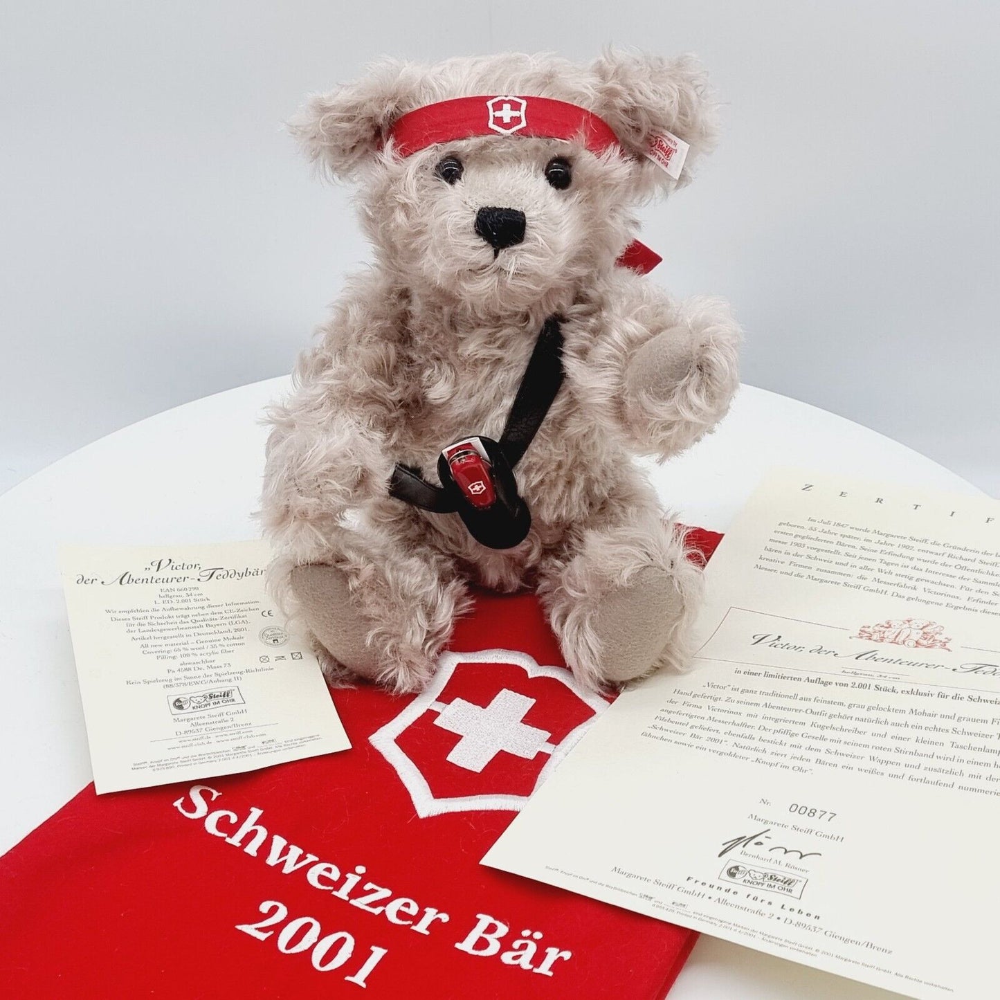 Steiff 660290 Victor der Abenteurer-Teddybär für Victorinox limitiert 2001 34 cm