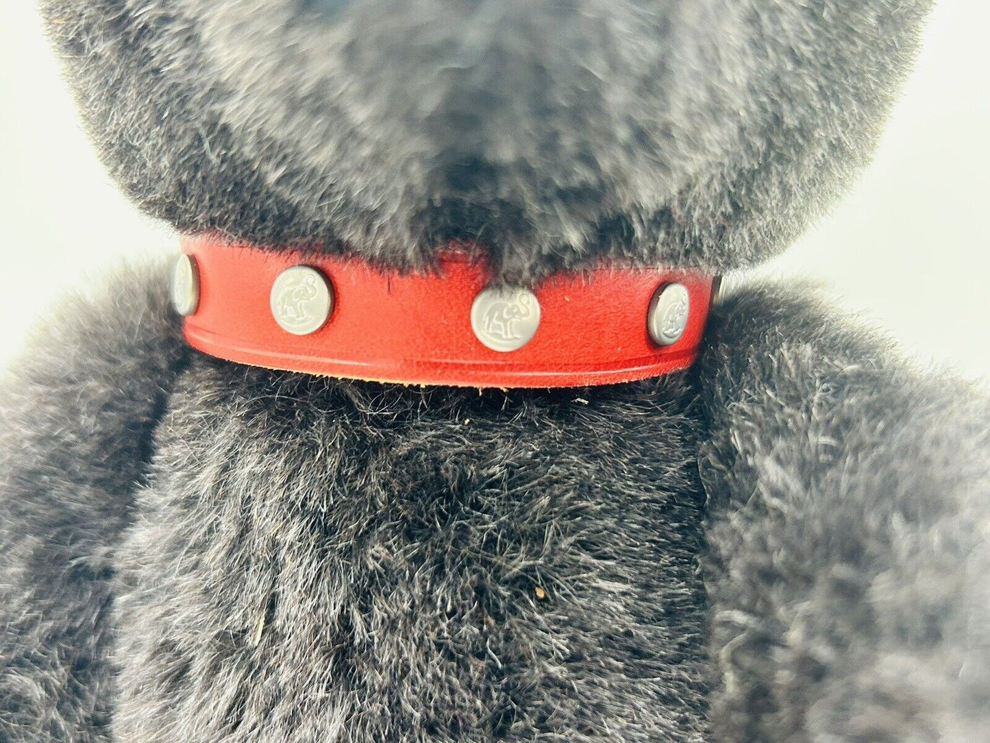 Steiff 038150 Teddybär mit rotem Halsband schwarz 32 cm limitiert 3000 Exemplare
