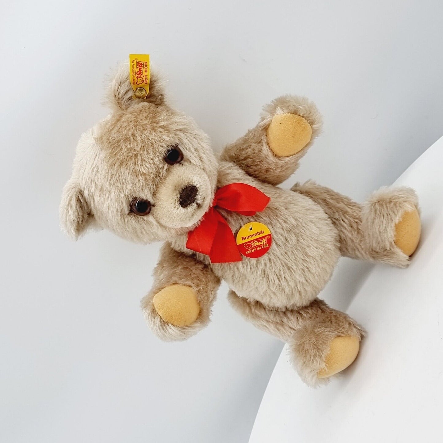 Steiff 011559 Brummbär Teddybär 32 cm mit Schleife und Brustschild