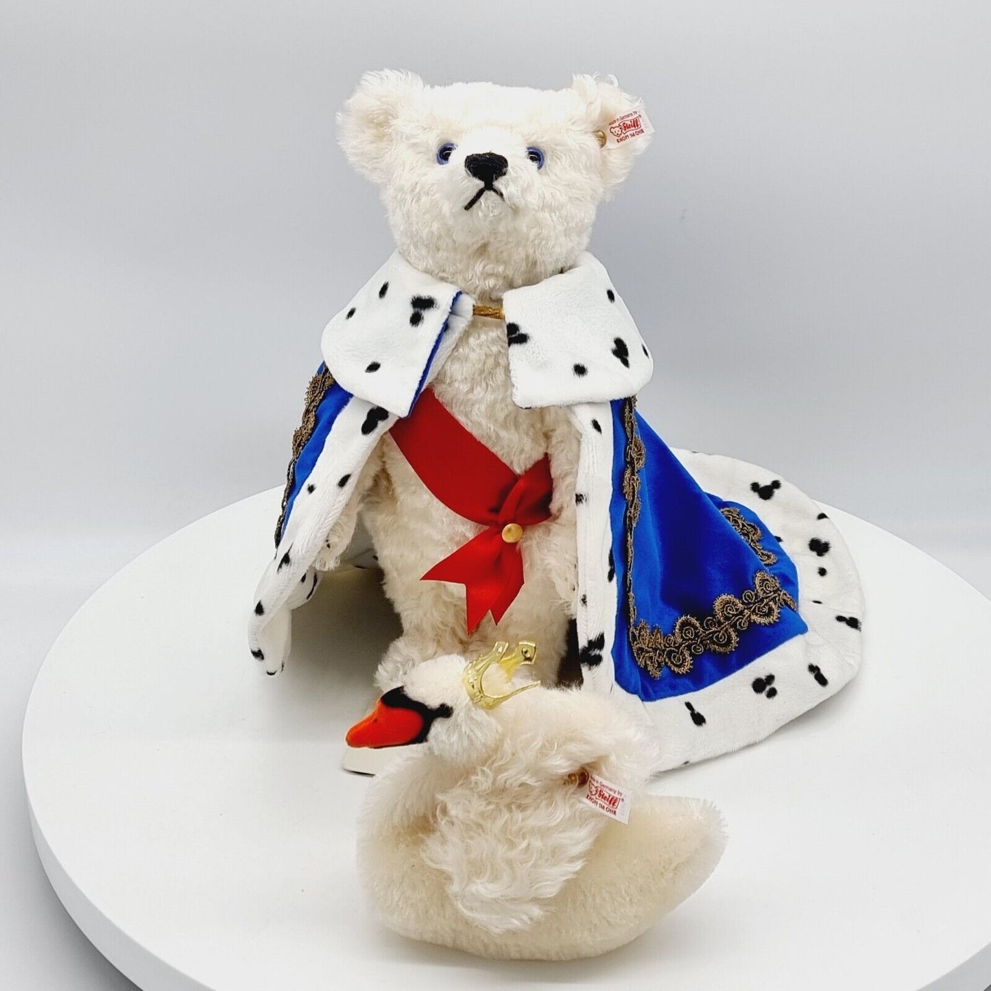 Steiff 670633 Teddybär König Ludwig mit Schwan aus 2001 limitiert 1500 35 cm