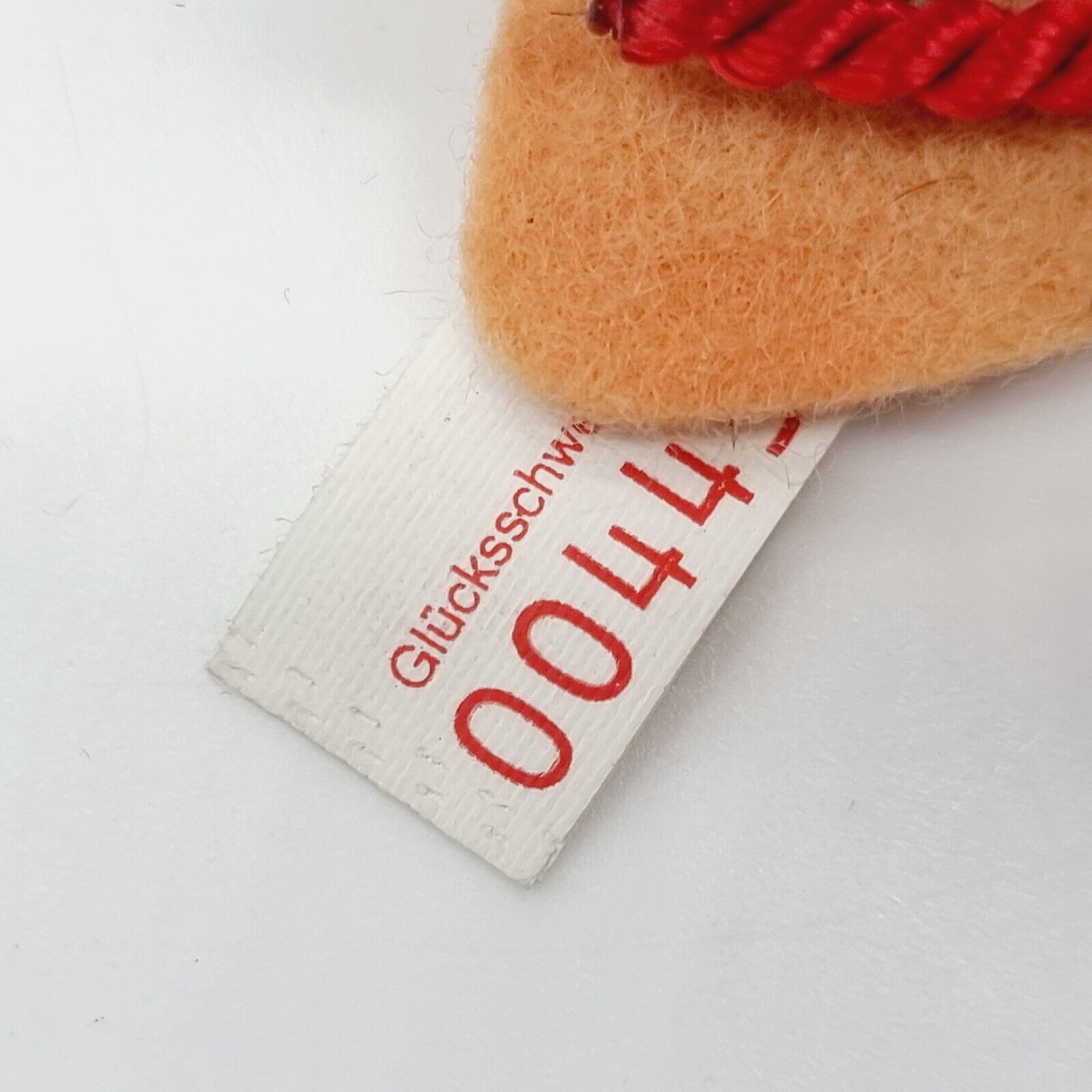 6570766