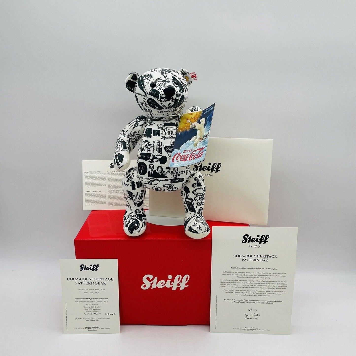 Steiff Coca Cola Heritage Pattern Teddybär 355394 limitiert 1500 Stück 2015