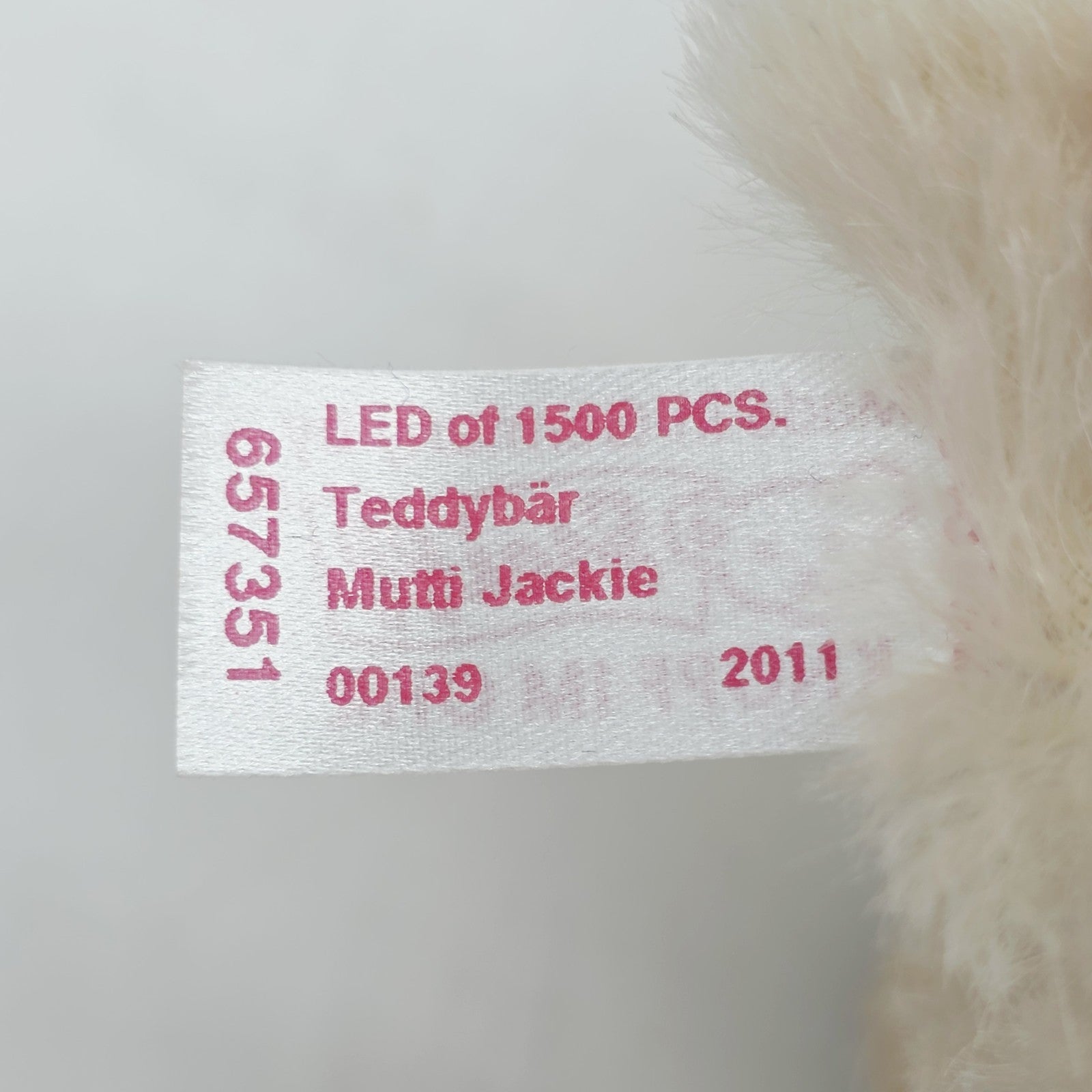 8950438