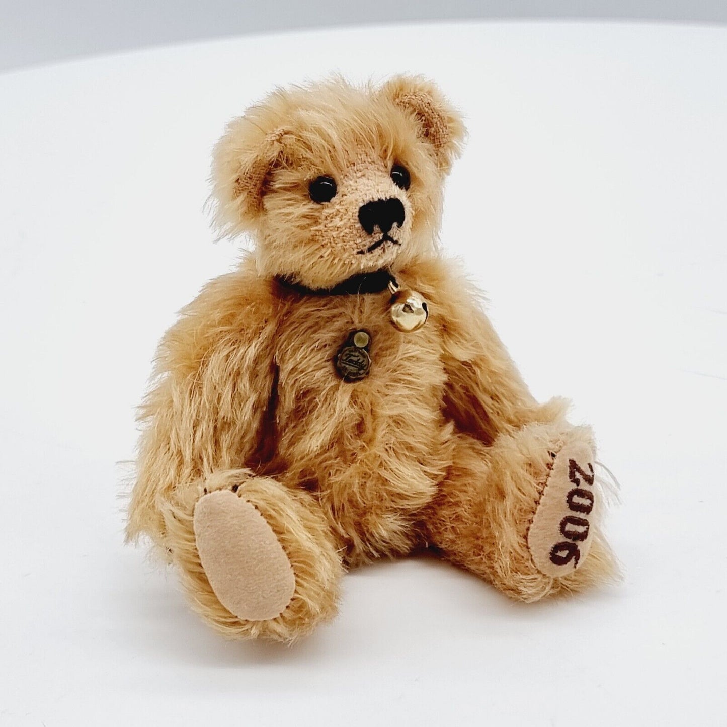 Hermann Coburg Miniatur Bär 2006 mit Glöckchen 13 cm Mohair
