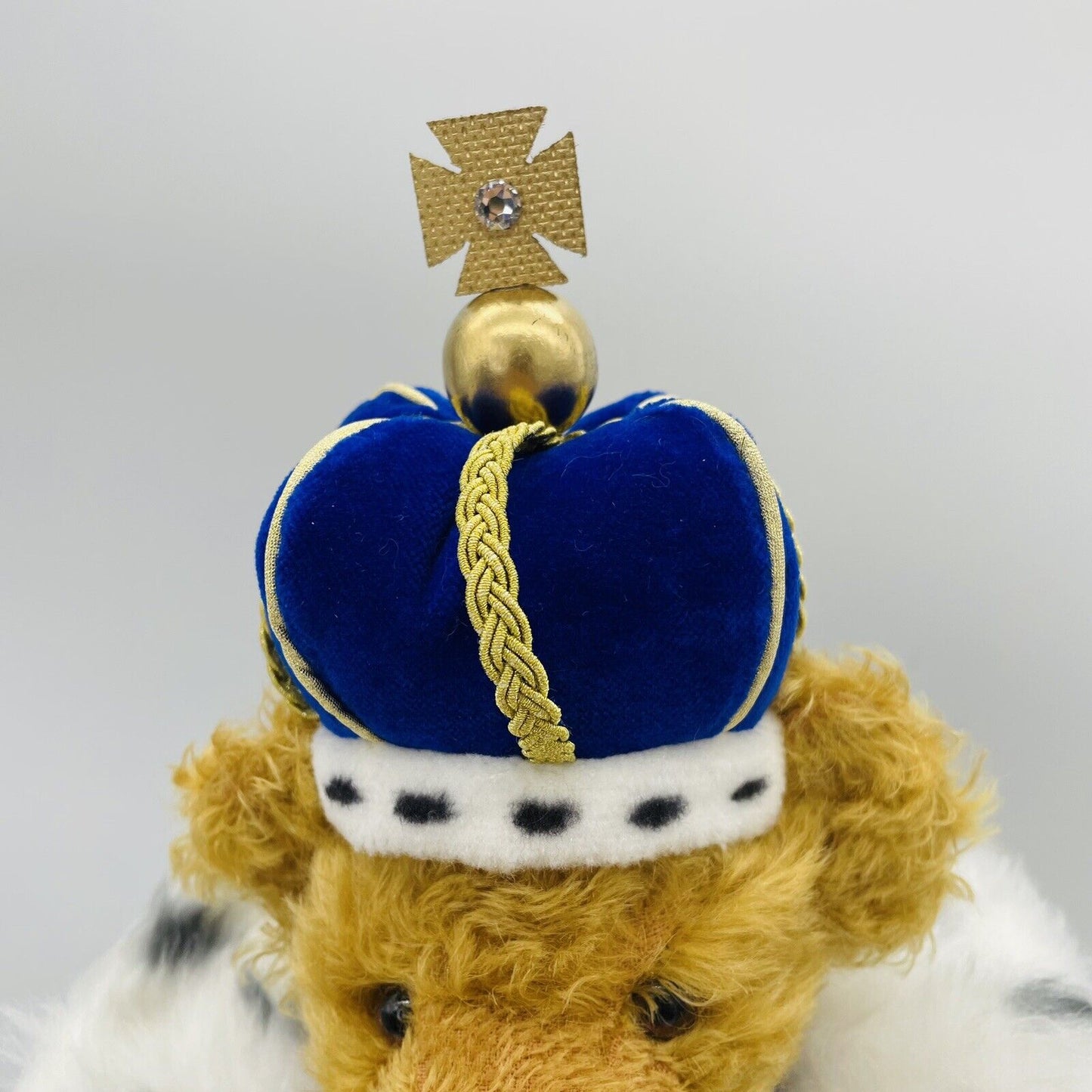 Hermann Coburg Teddybär King Charles III. Coronation Bear limitiert 500 aus 2023