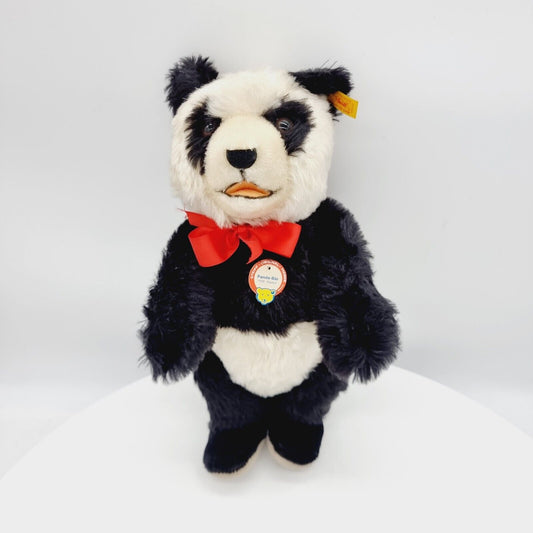 Steiff 408304 Panda Bär Replica 1938 mit Stimme 28 cm rote Schleife