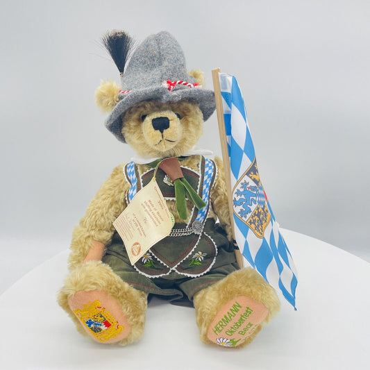 Hermann Coburg Teddybär Oktoberfest 2002 mit Fahne limitiert 250 Mohair