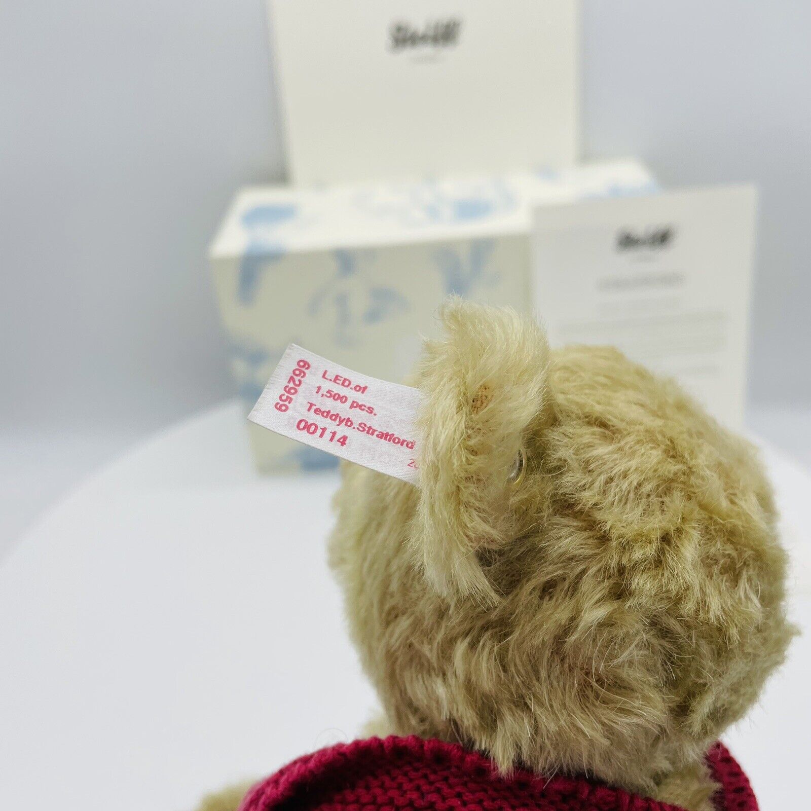 STEIFF TEDDY-BÄR CA. 33 cm Brummstimme mit Knopf und Fahne Beige STEIFF TEDDY-BÄR CA. 33 cm Brummstimme mit Knopf und Fahne Beige