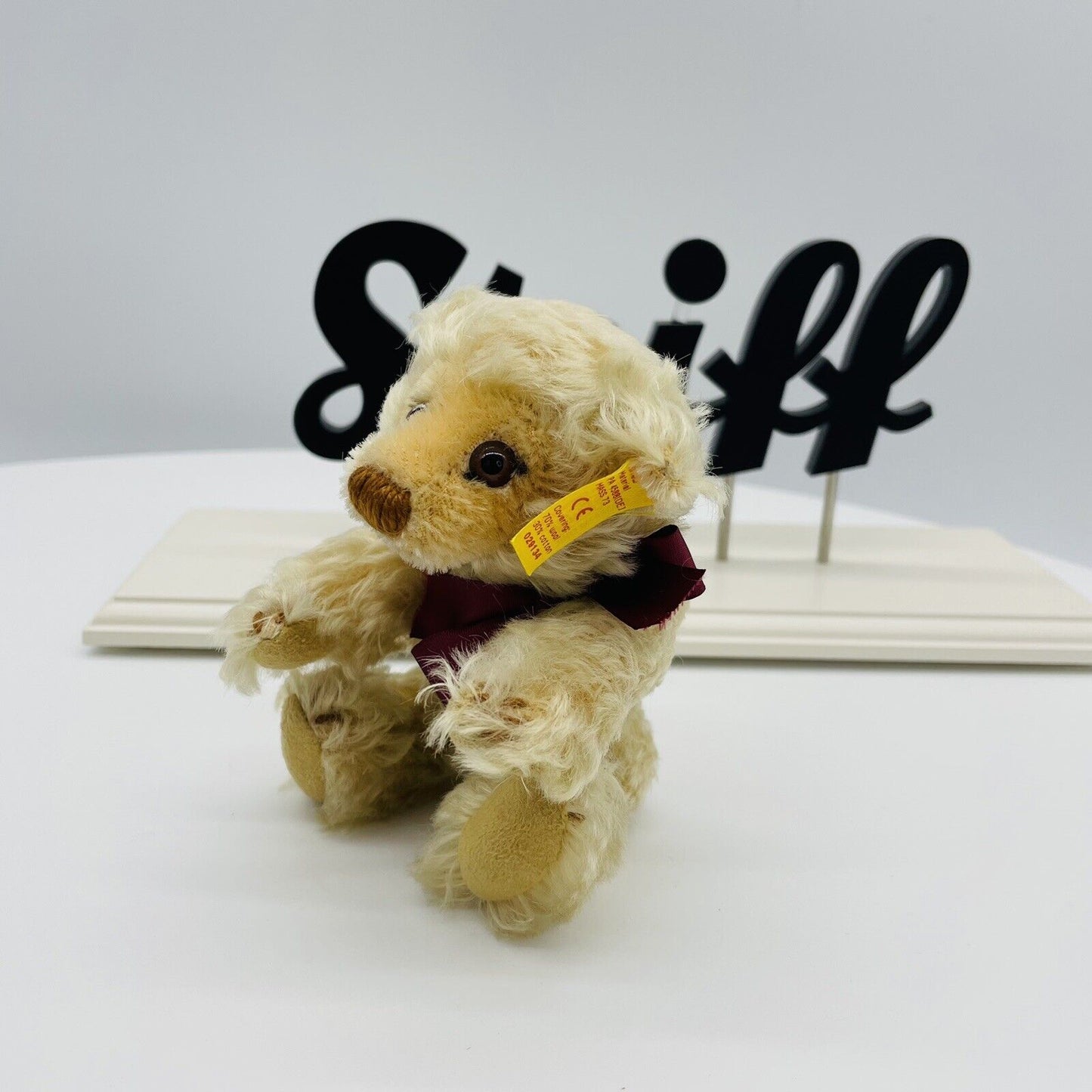 Steiff Jahrzehnte Teddybär Millennium 1999 029134 10cm Mohair