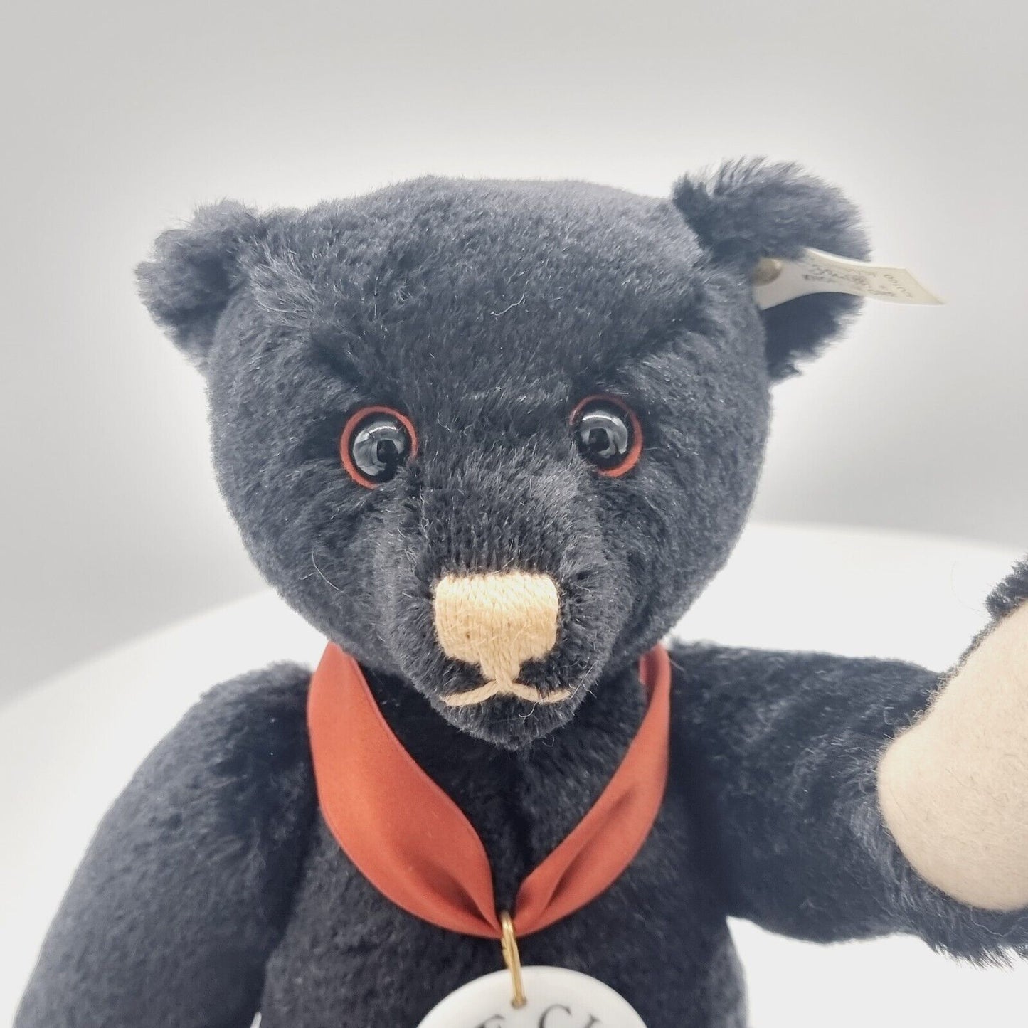 Steiff 420160 Teddybär Club Edition 1999 schwarz 35 cm Mohair