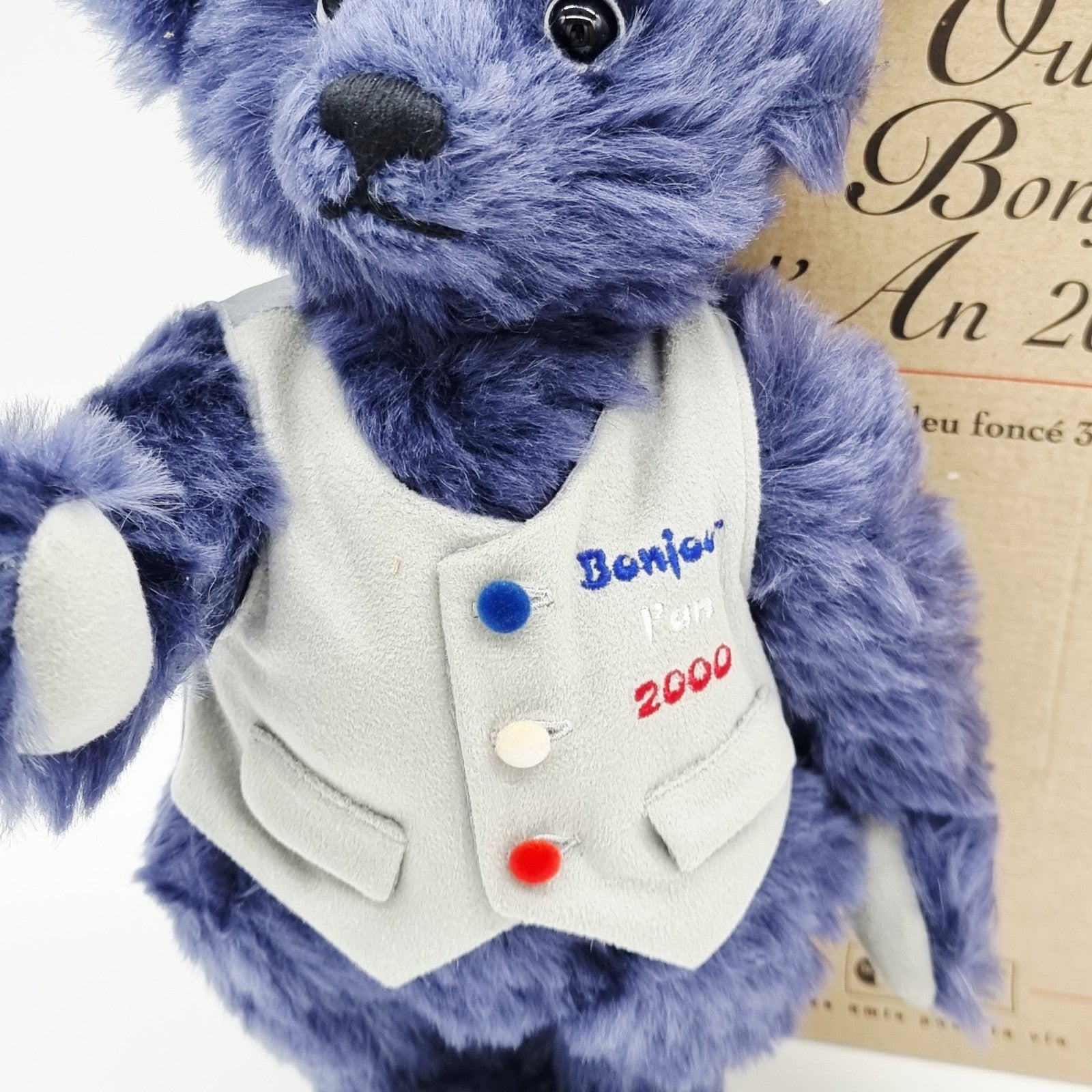 8949643