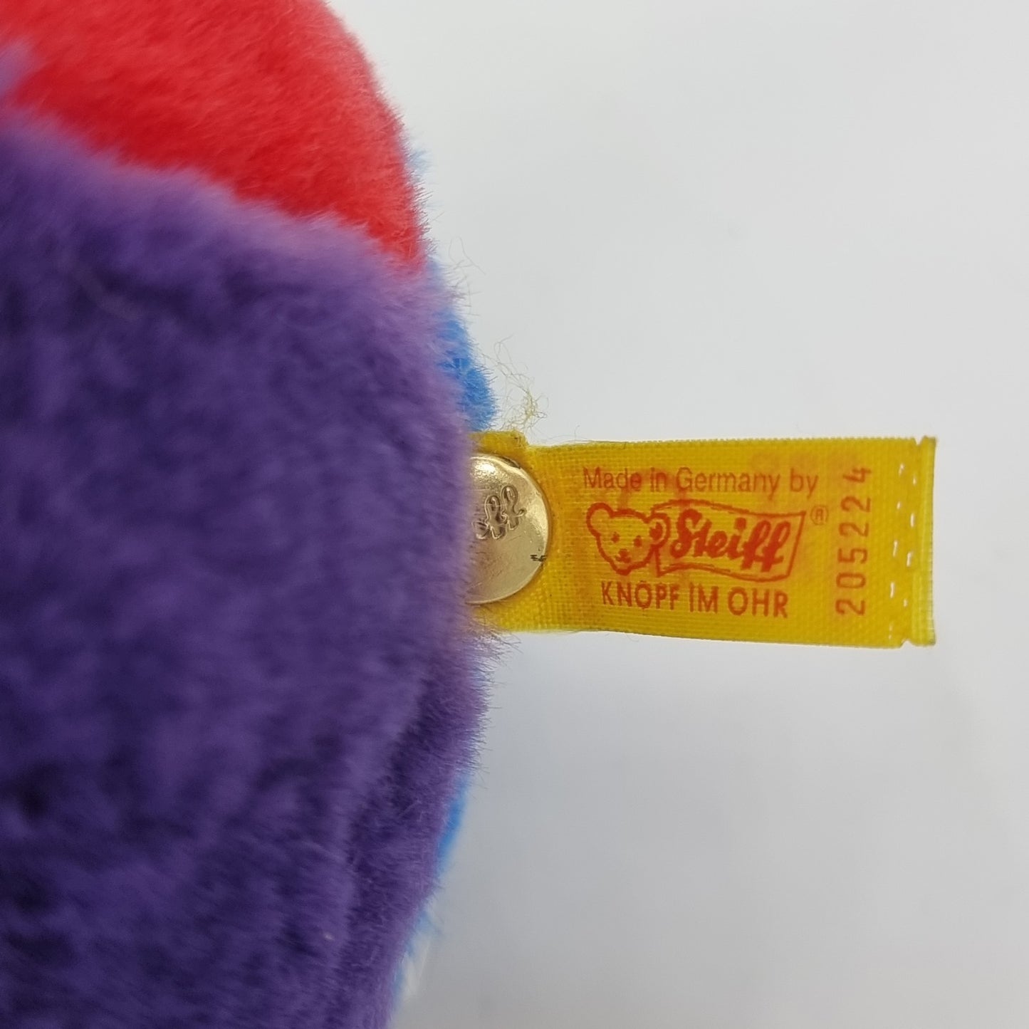 8737654